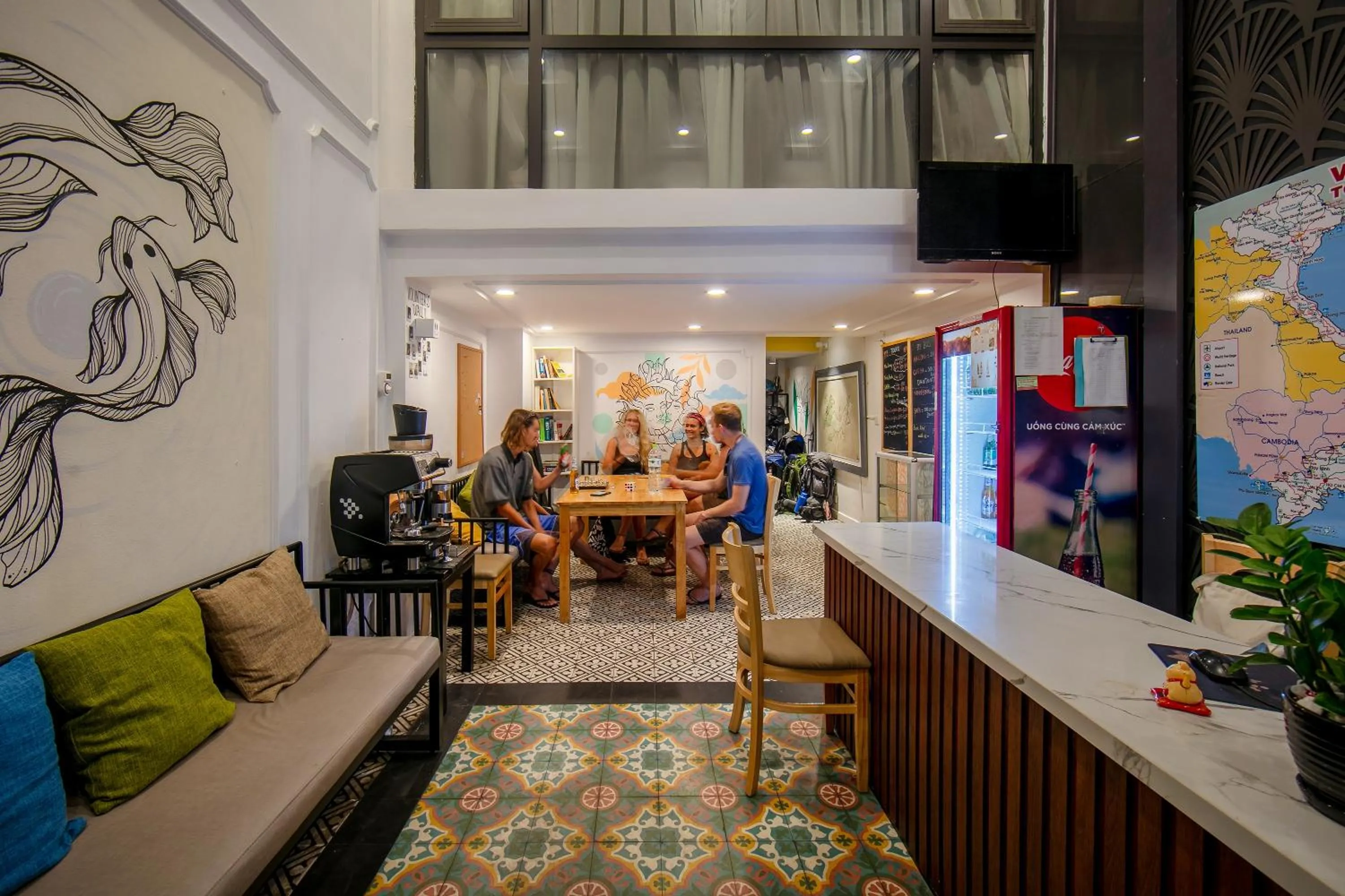 Dining area in Downtown Hostel & Rooftop Bar