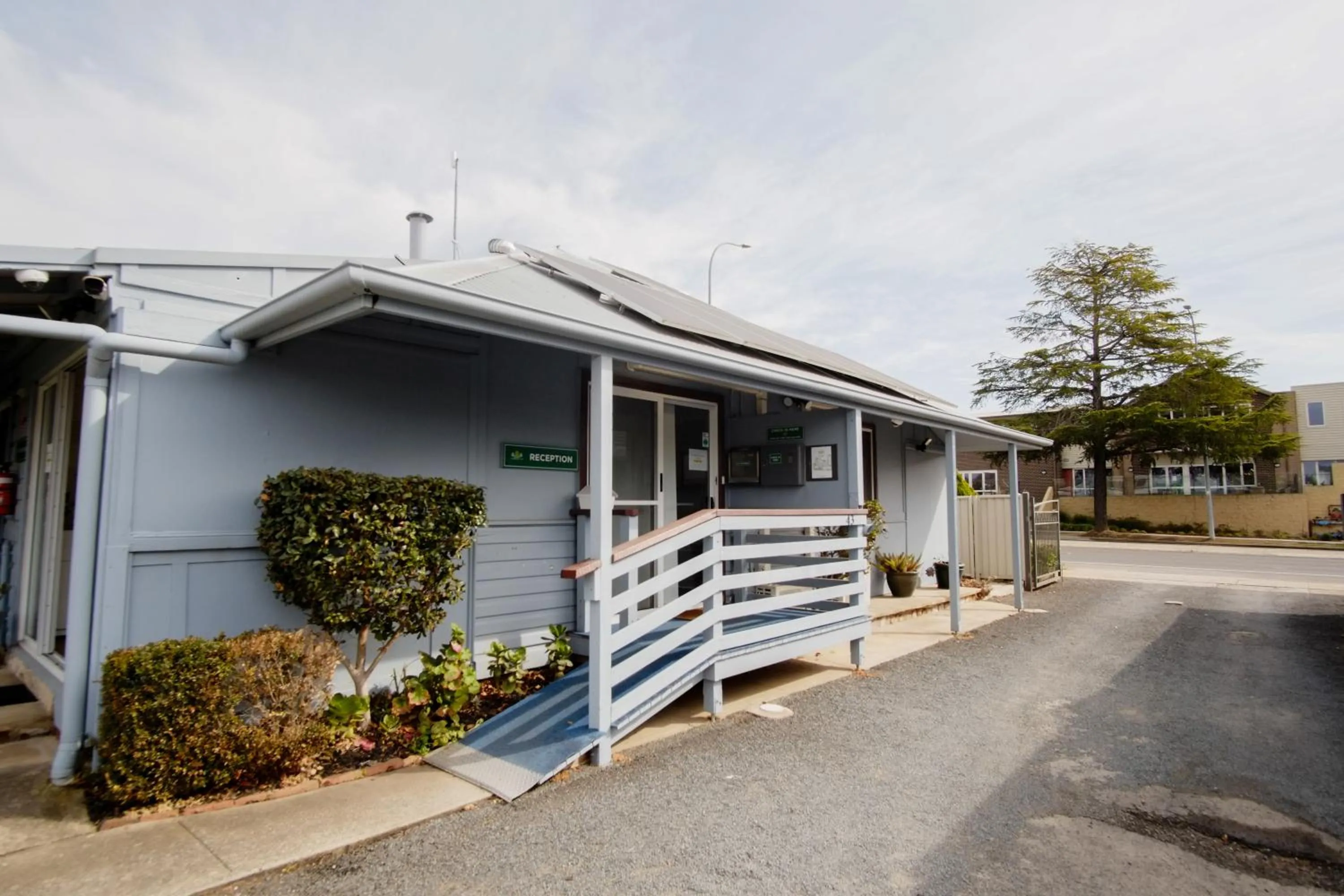 Lobby or reception in Canberra Ave Villas