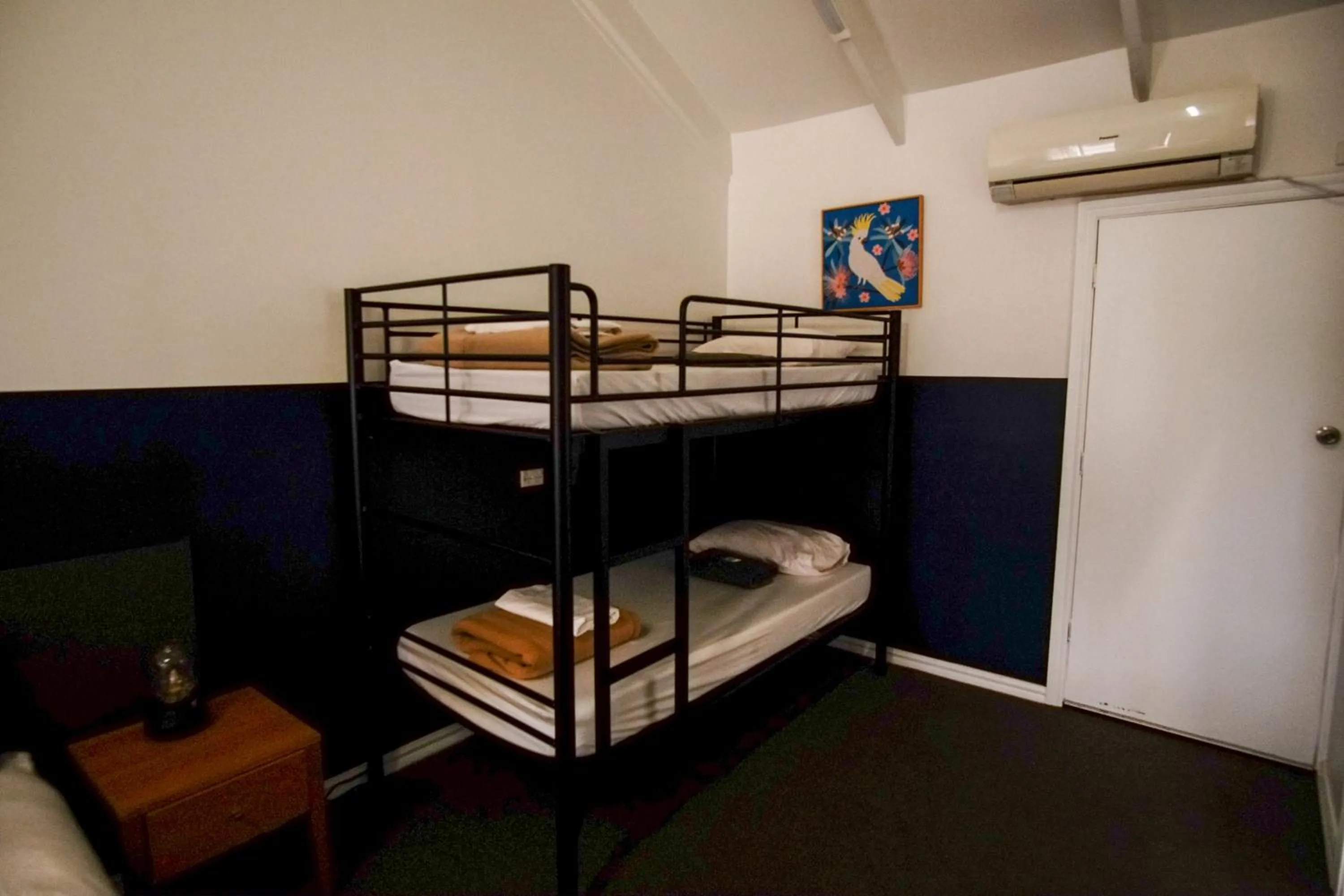 Bed in Canberra Ave Villas