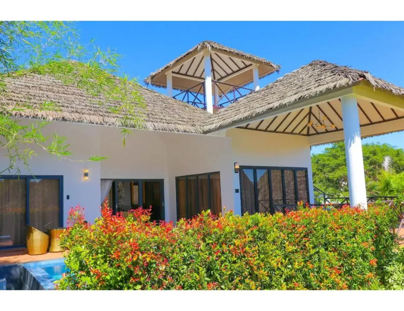 Property building in Safari Hotel and Villas powered by Cocotel Property building in Safari Hotel and Villas powered by Cocotel