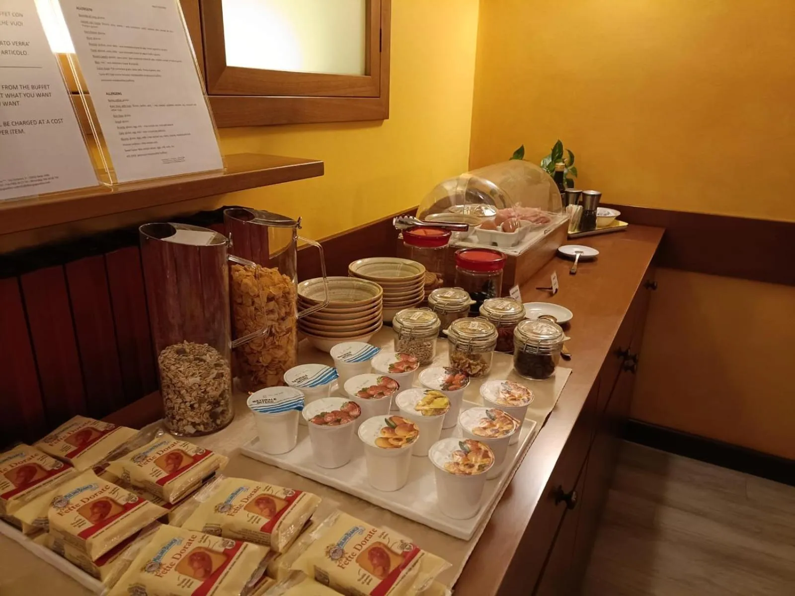 Breakfast in Albergo Hotel Giardino