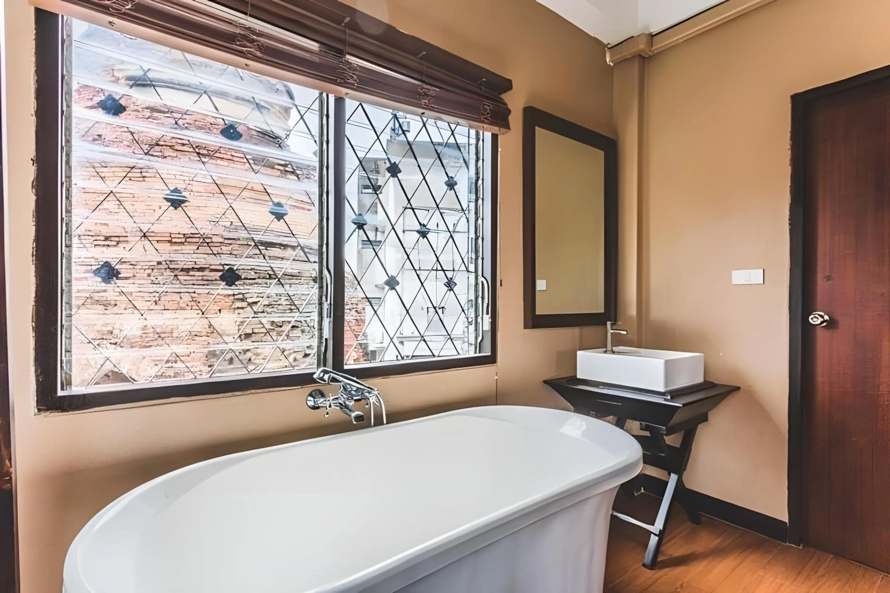 Bathroom in Naptel Changmoi - Thaphae แนปเทล ช้างม่อย ท่าแพ