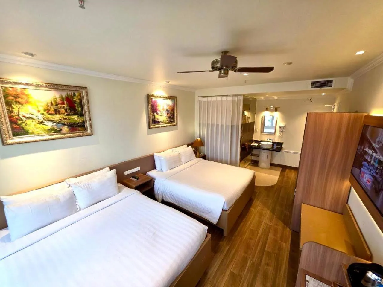 Bed in Tulip Hotel 2