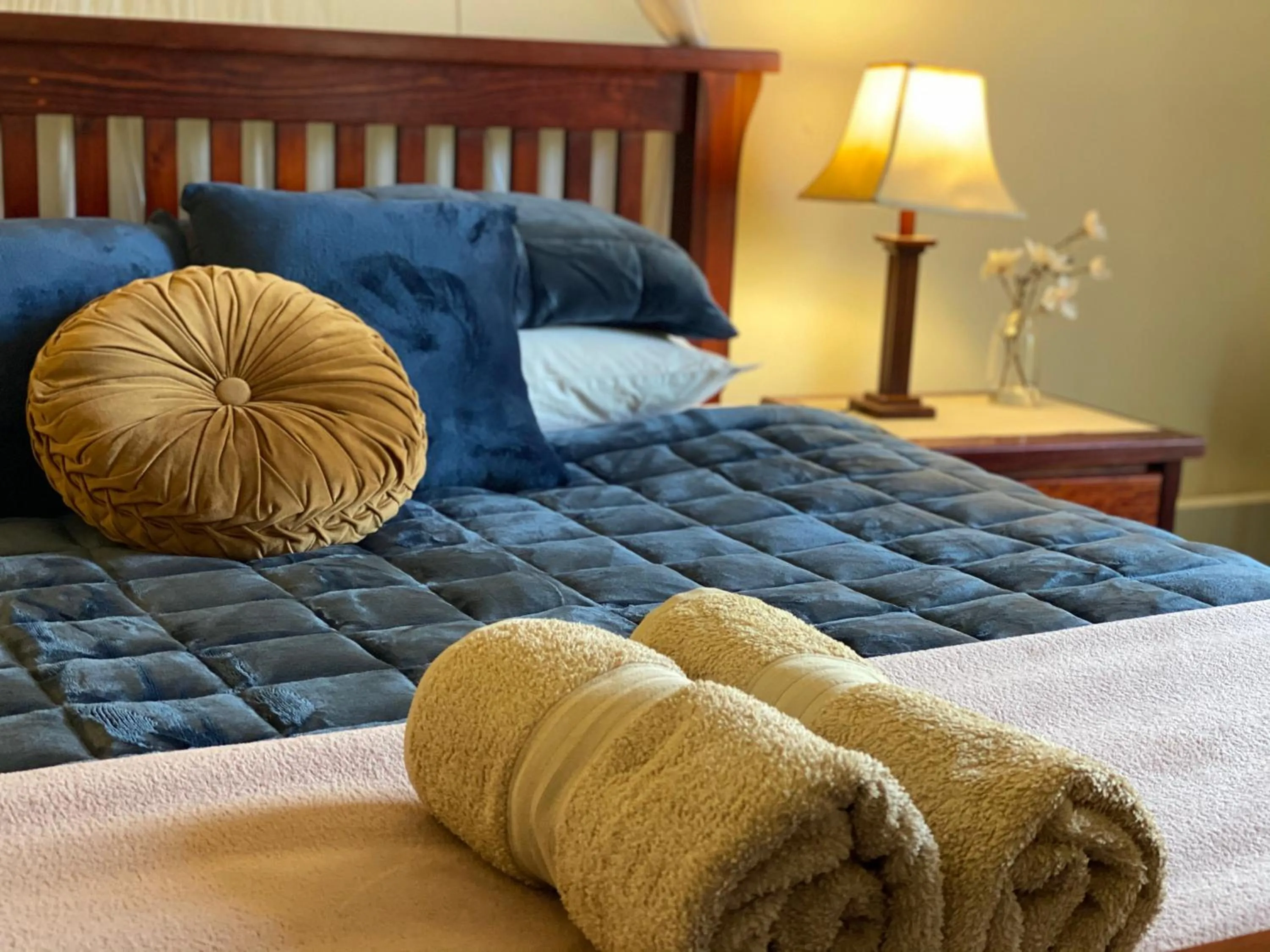 Bed in Seacroft Estate