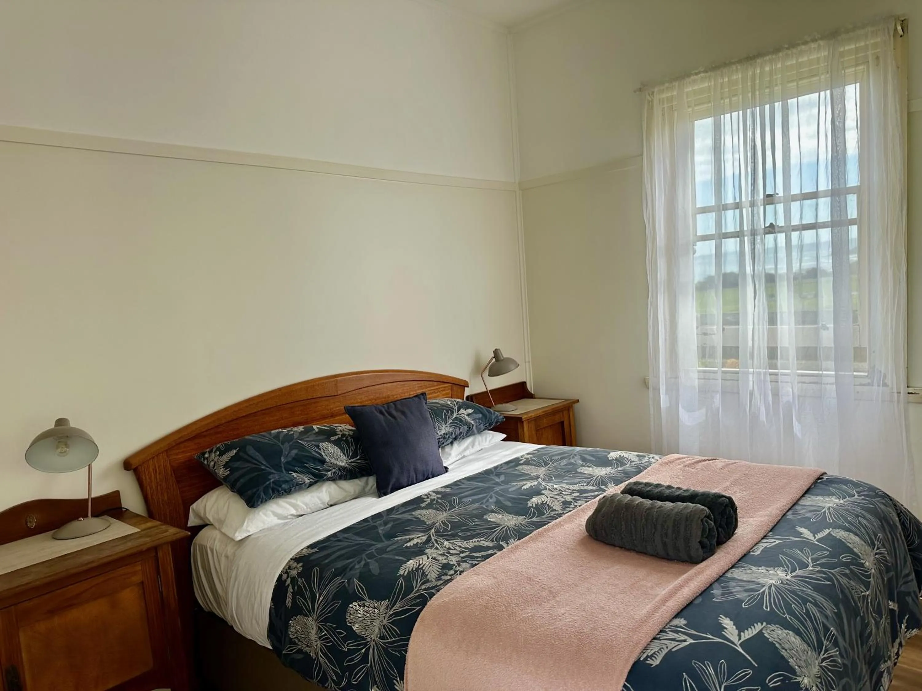 Bedroom, Bed in Seacroft Estate