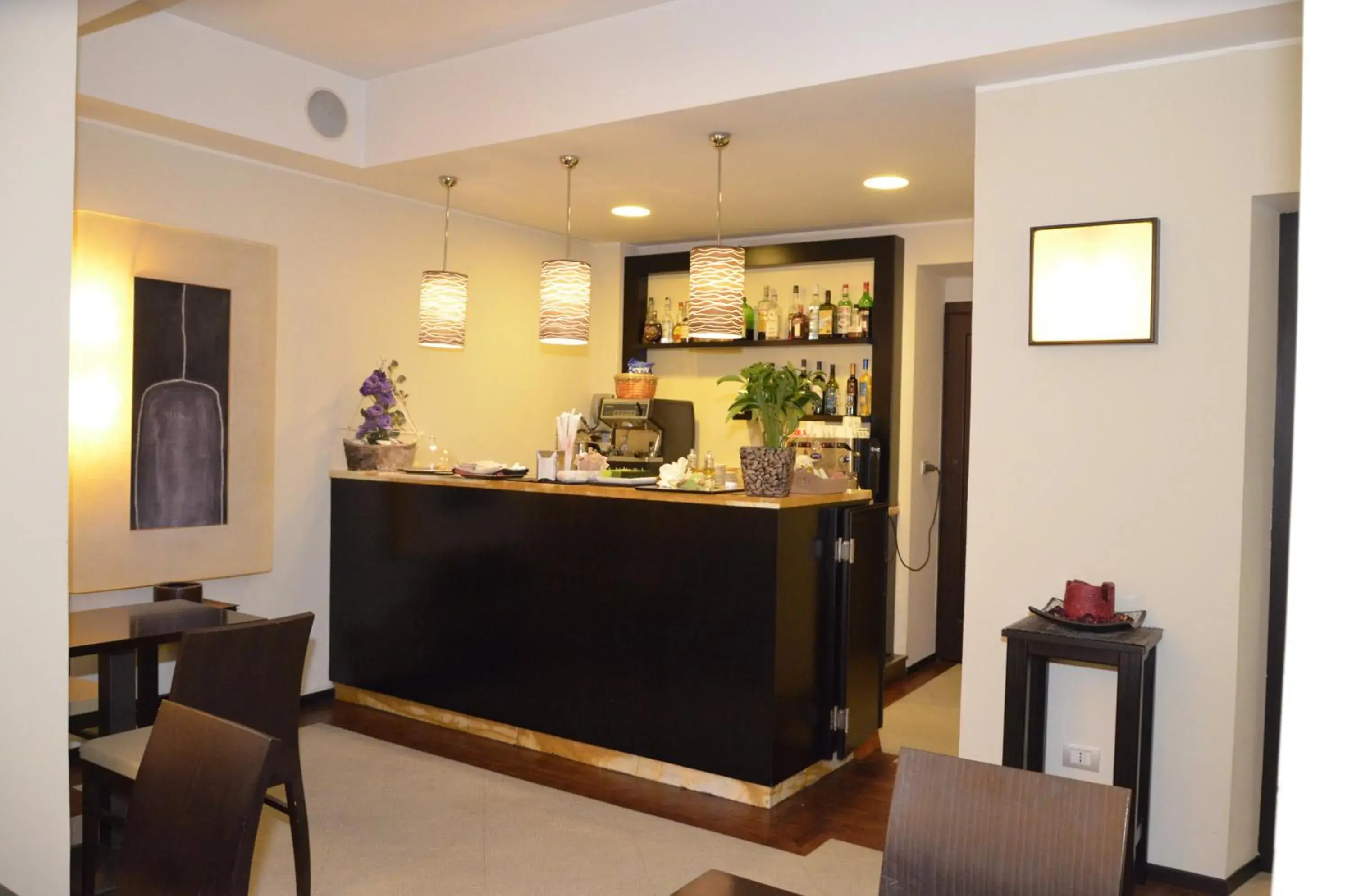 Lounge or bar, Lobby/Reception in Cassisi Hotel