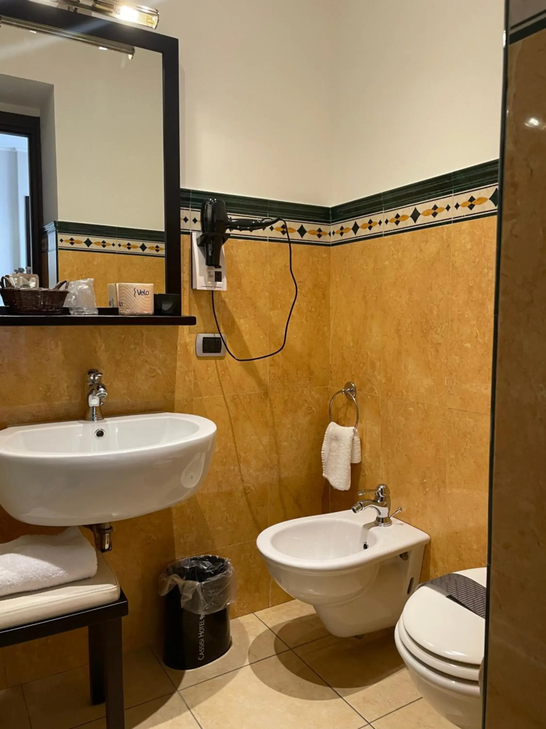 Toilet, Bathroom in Cassisi Hotel