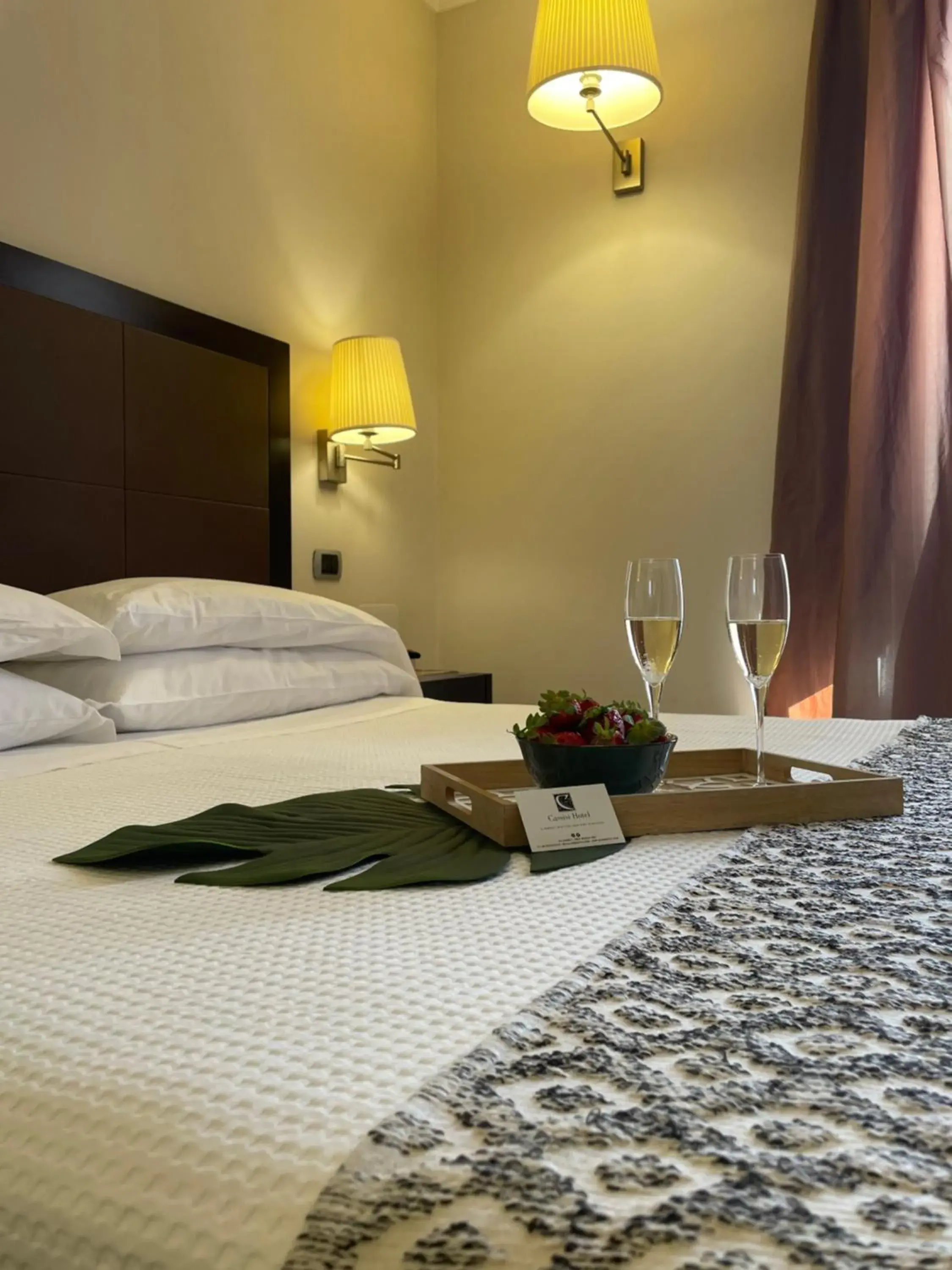 Bed in Cassisi Hotel