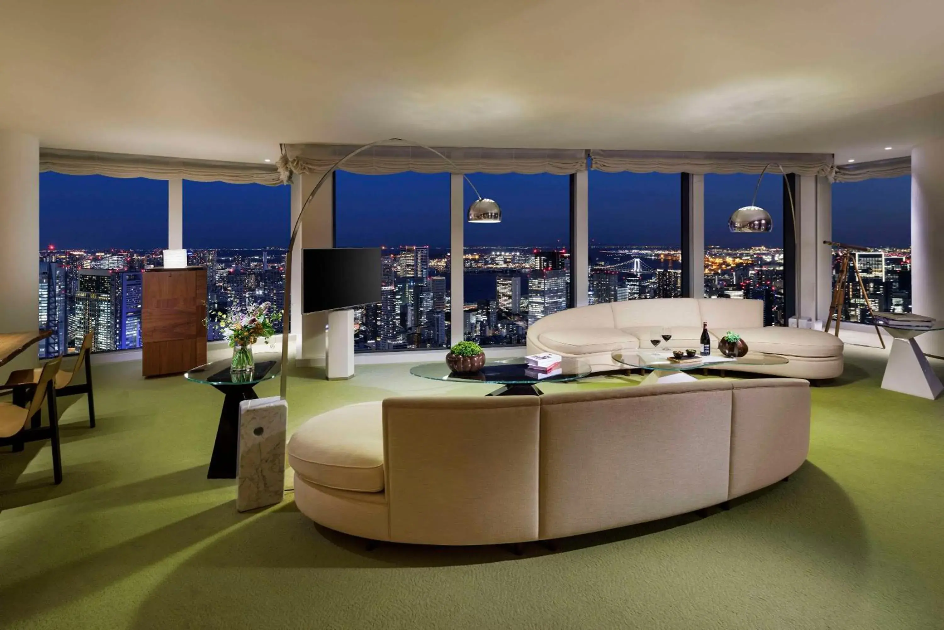 Photo of the whole room in Andaz Tokyo - A Concept by Hyatt Photo of the whole room in Andaz Tokyo - A Concept by Hyatt