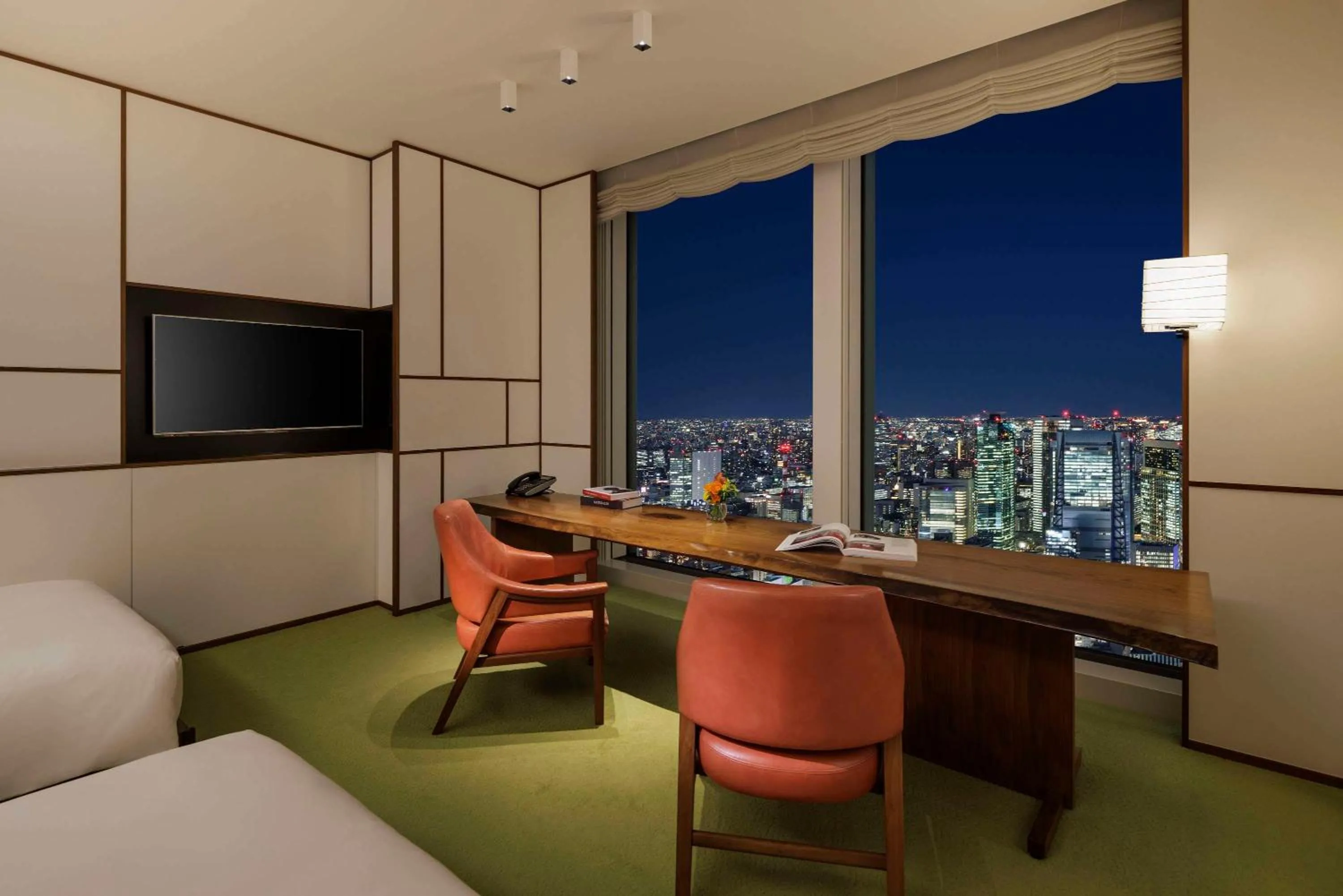 Bedroom in Andaz Tokyo - A Concept by Hyatt