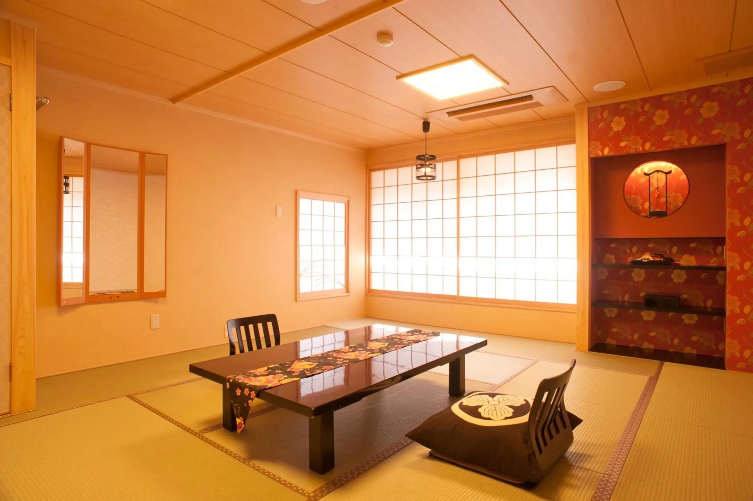 Photo of the whole room in Matsui Bekkan Hanakanzashi
