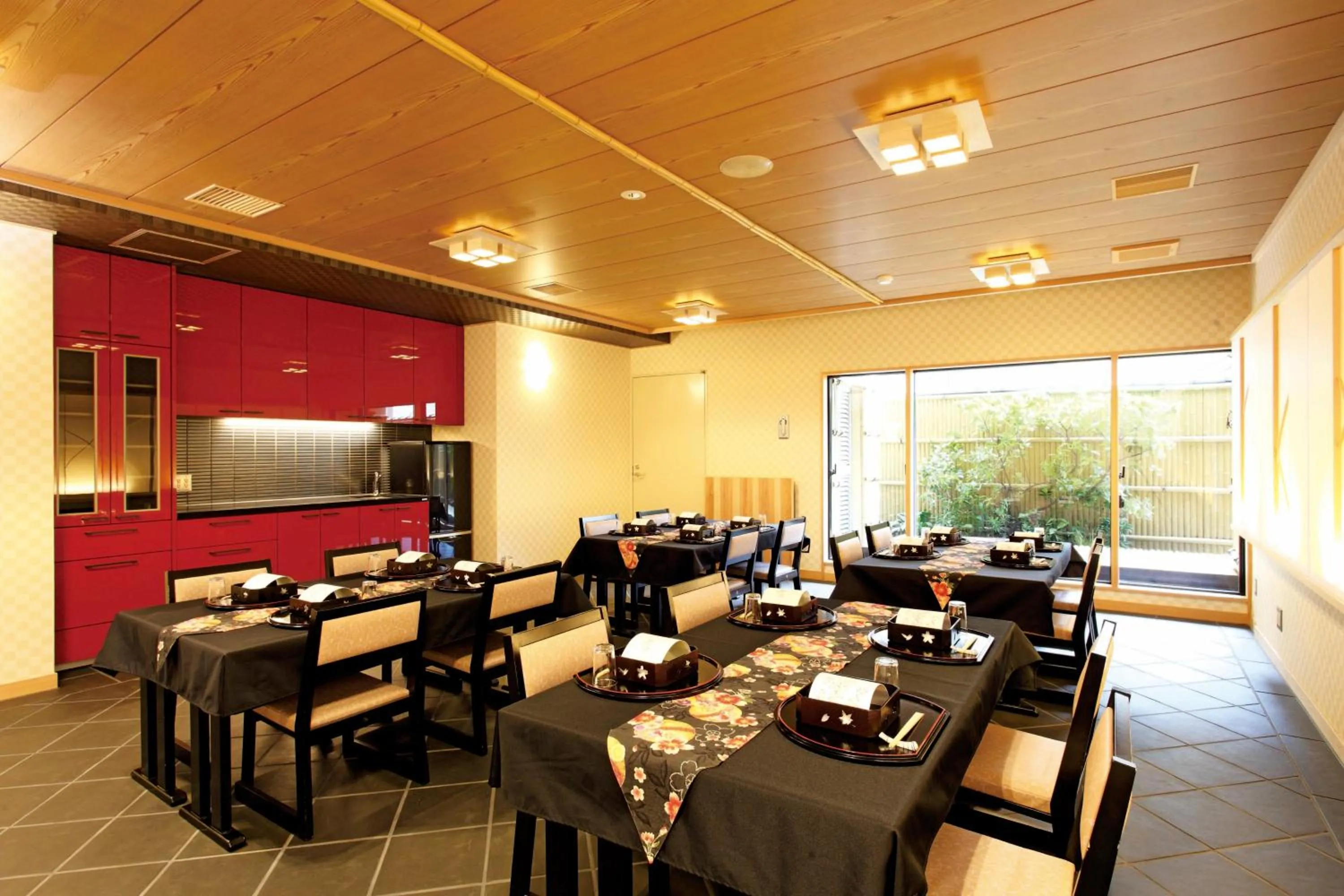 Restaurant/places to eat in Matsui Honkan