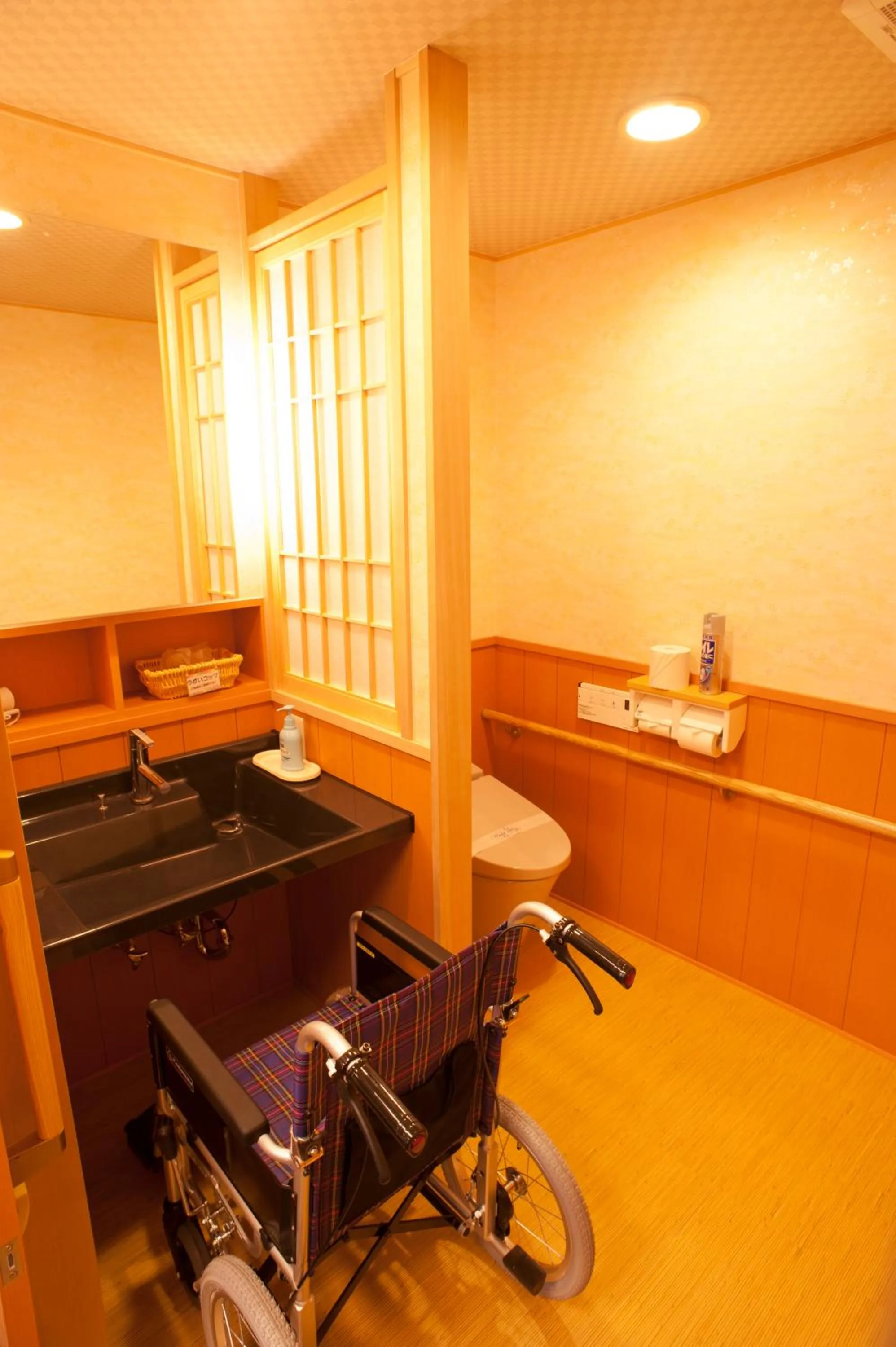 Bathroom in Matsui Honkan