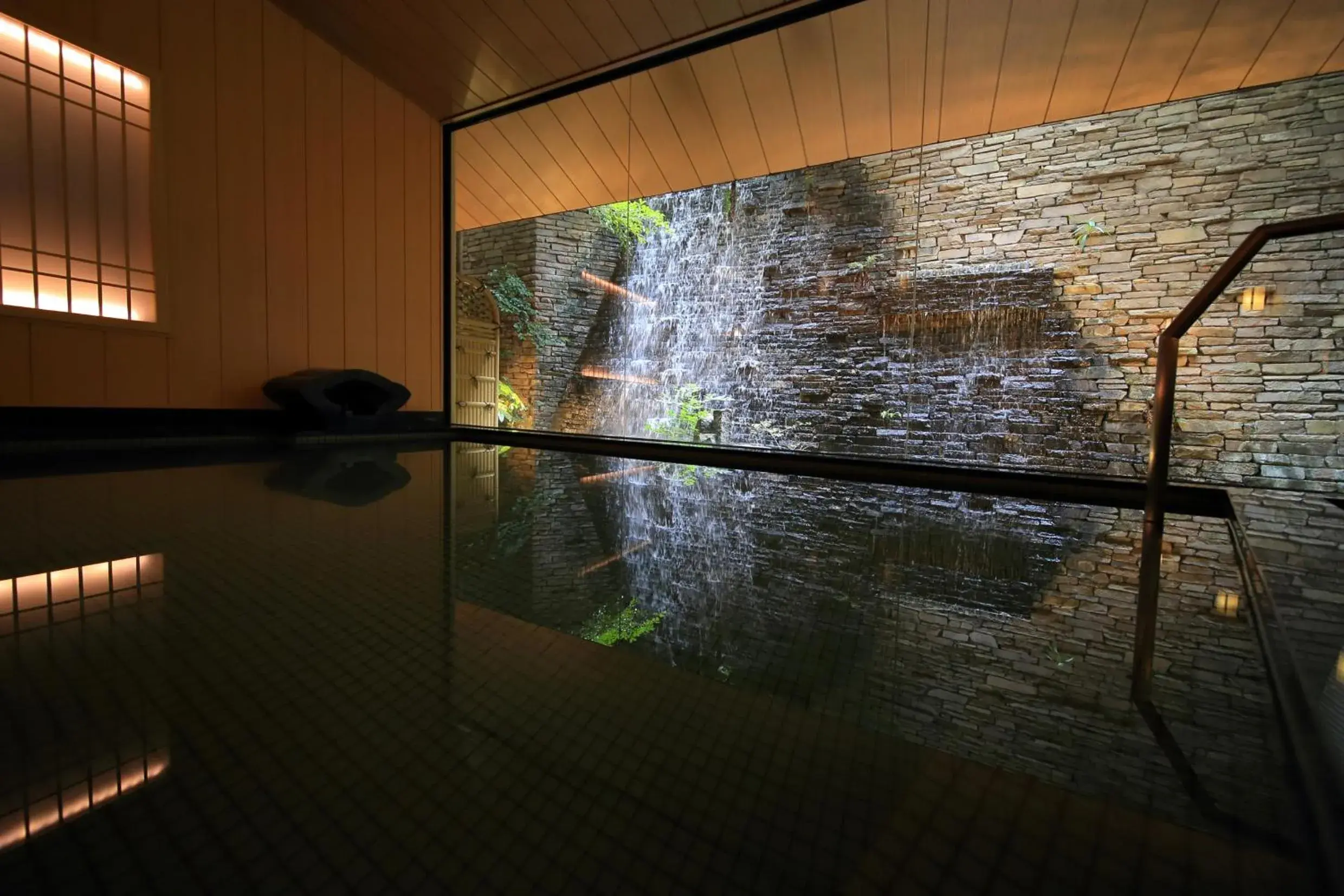 Public Bath, Swimming Pool in Matsui Honkan Inn