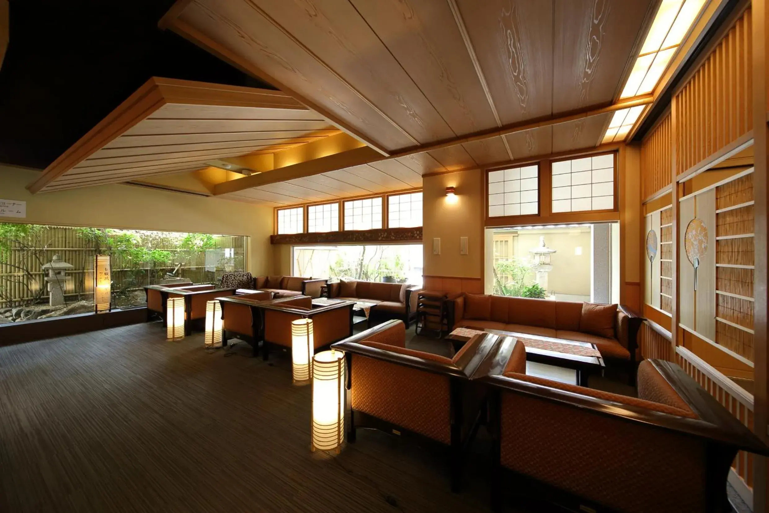 Lobby or reception in Matsui Honkan Inn