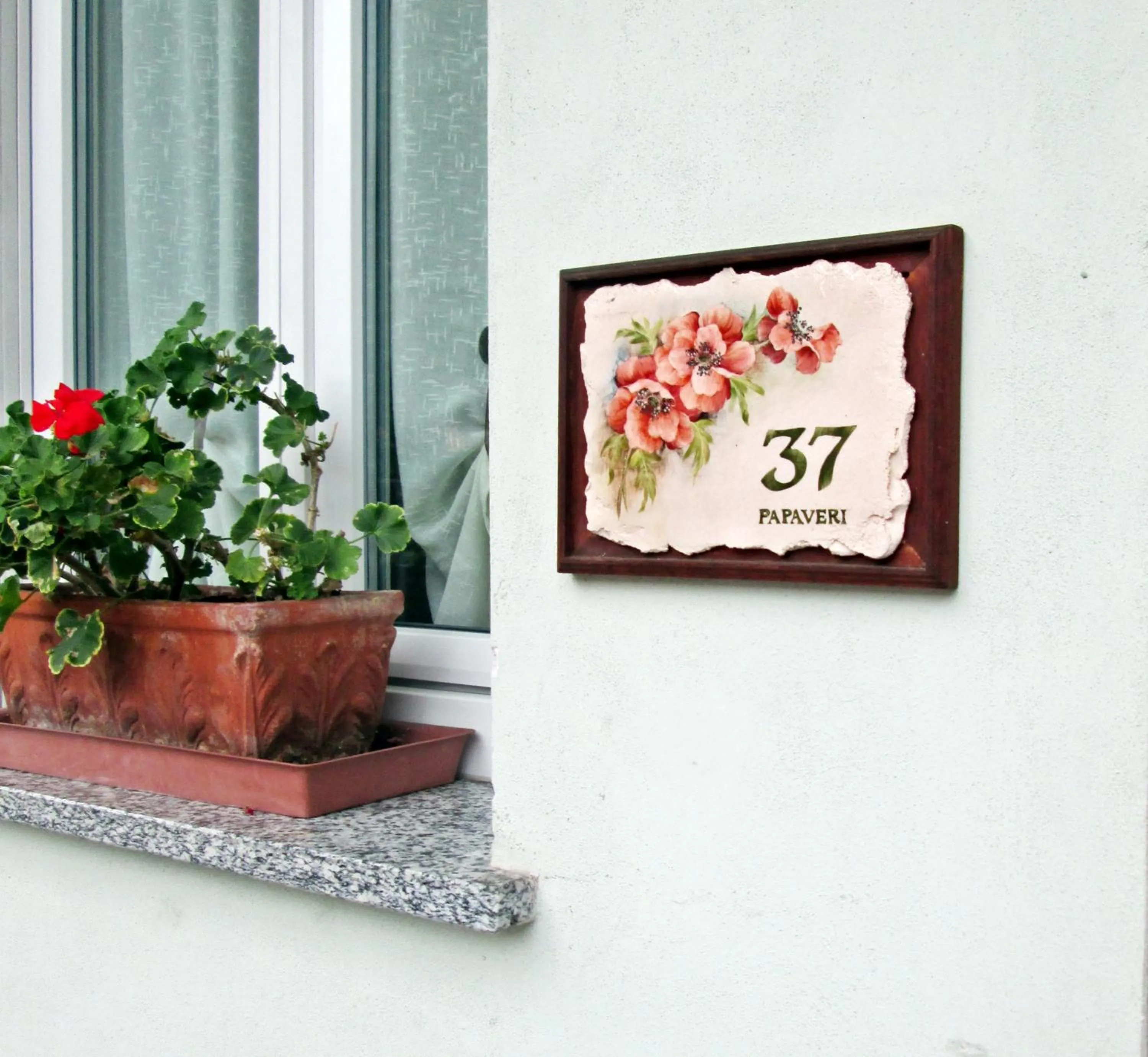 Decorative detail in Antico Albergo Madonna