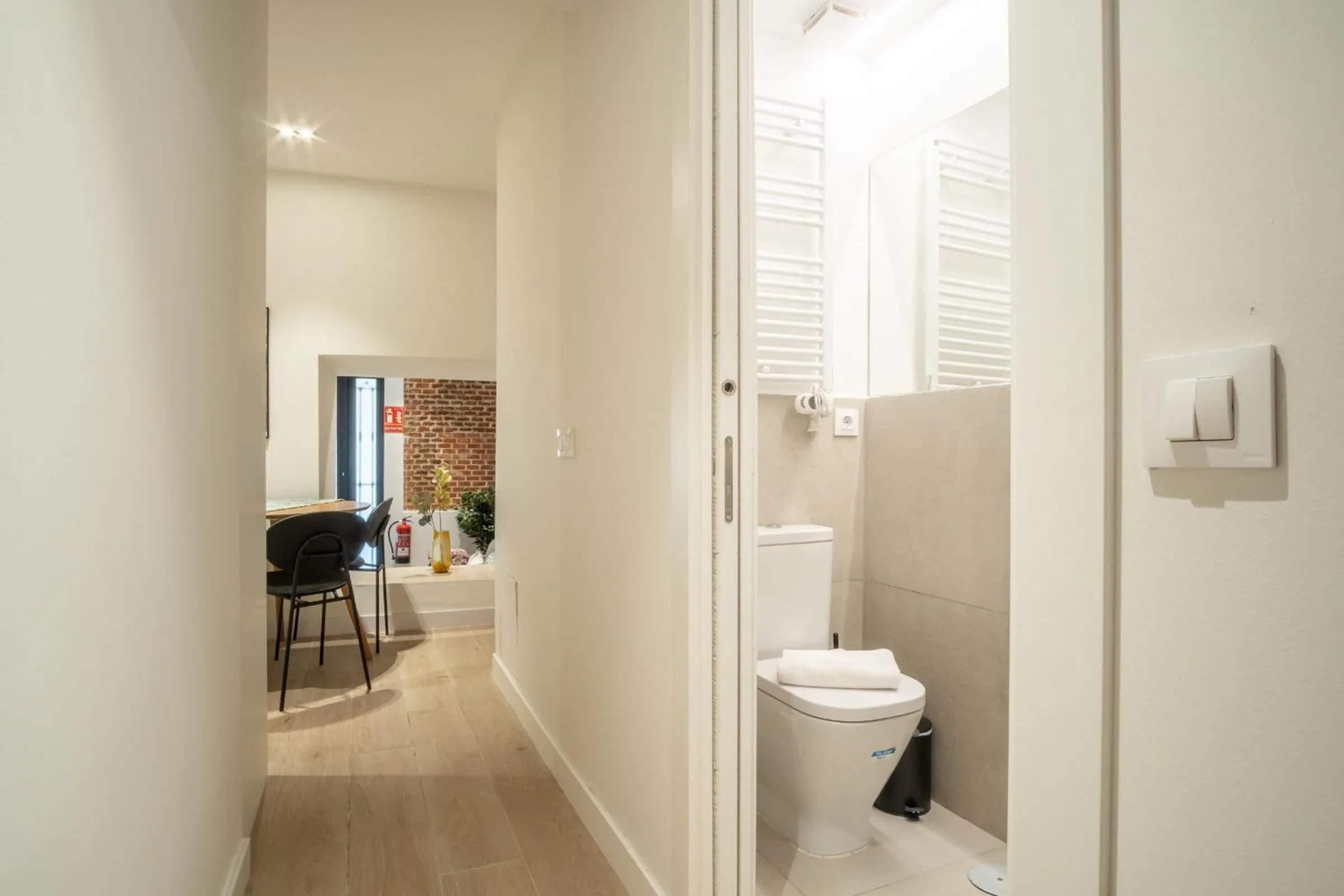 Bathroom in Limehome Madrid Calle de Fomento - estancia temporal