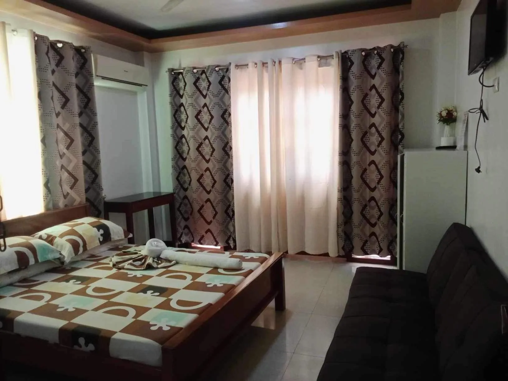 Bedroom, Bed in Buena's Haven Travelodge