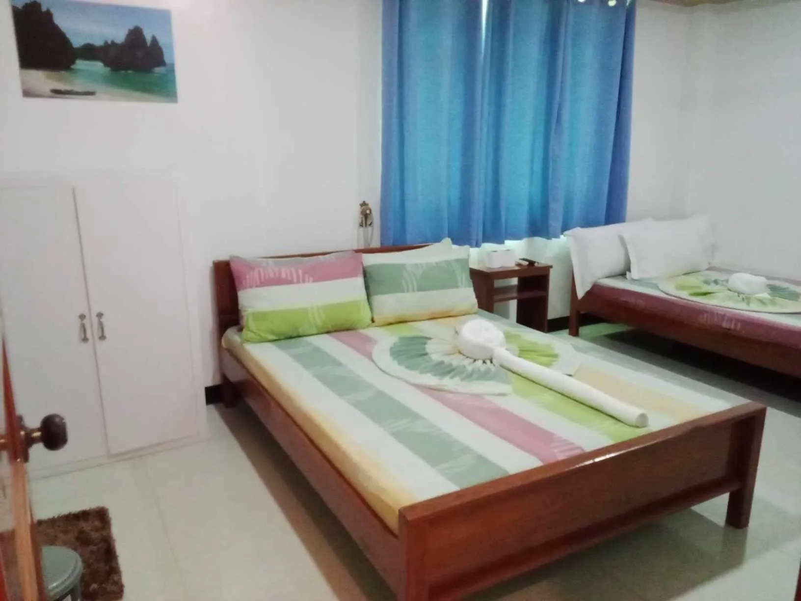 Photo of the whole room, Bed in Buena's Haven Travelodge