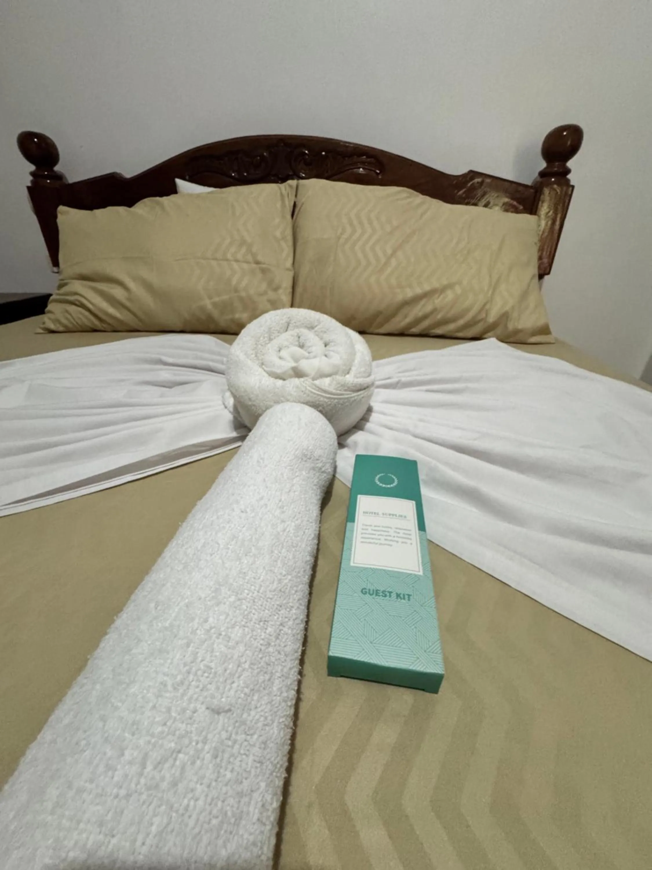 Bed in Buena's Haven Travelodge