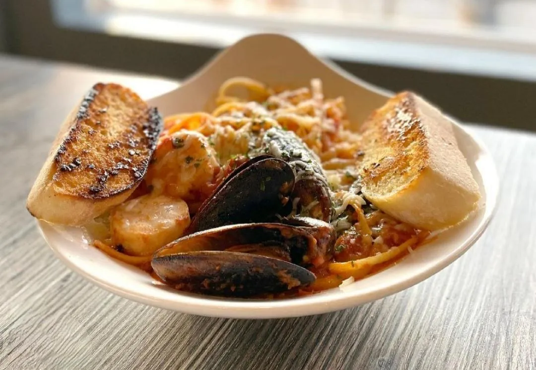 Restaurant/places to eat in Lagoon City Pier One Resort