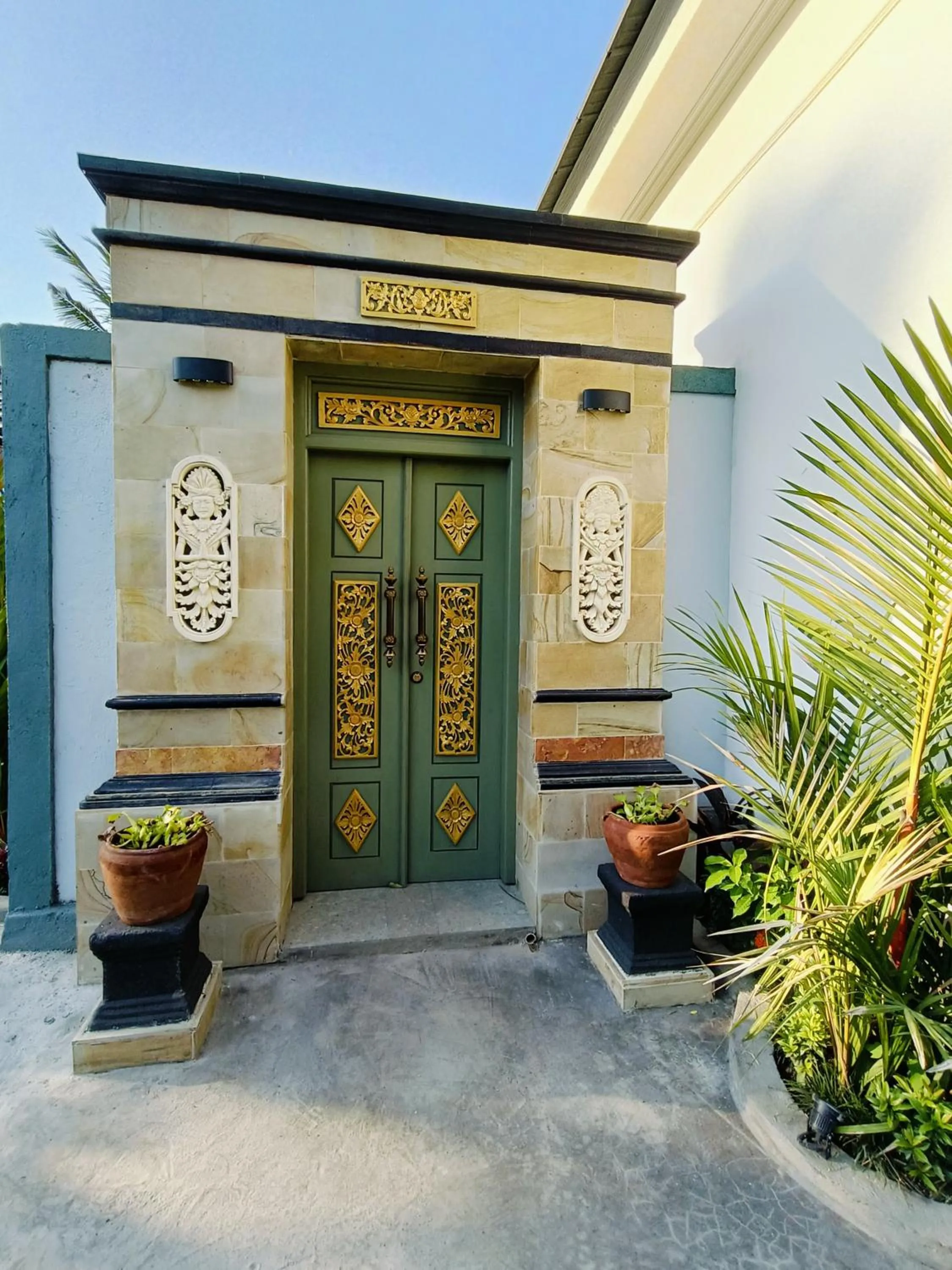 Facade/entrance in Villa TWIN FLOWER