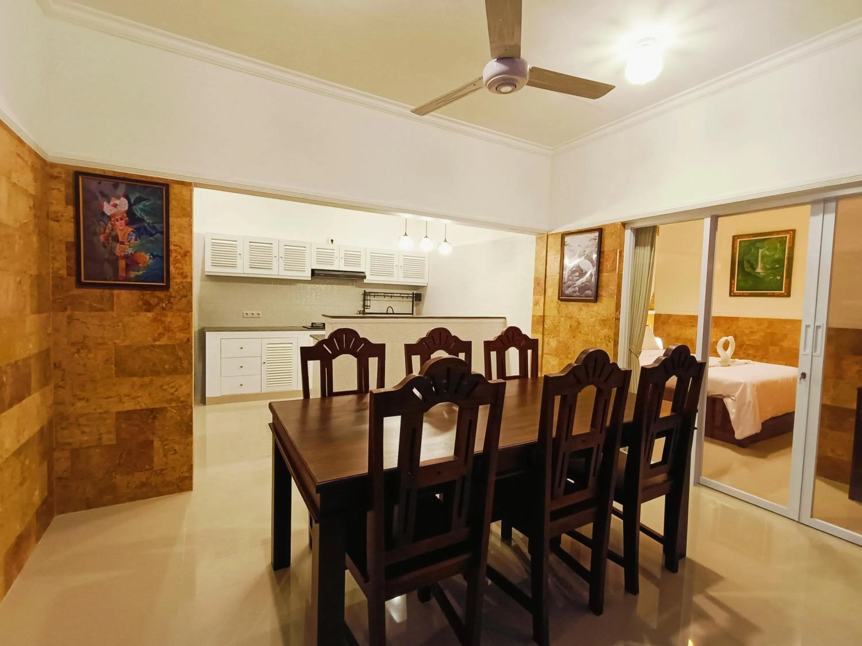 Dining area in Villa TWIN FLOWER