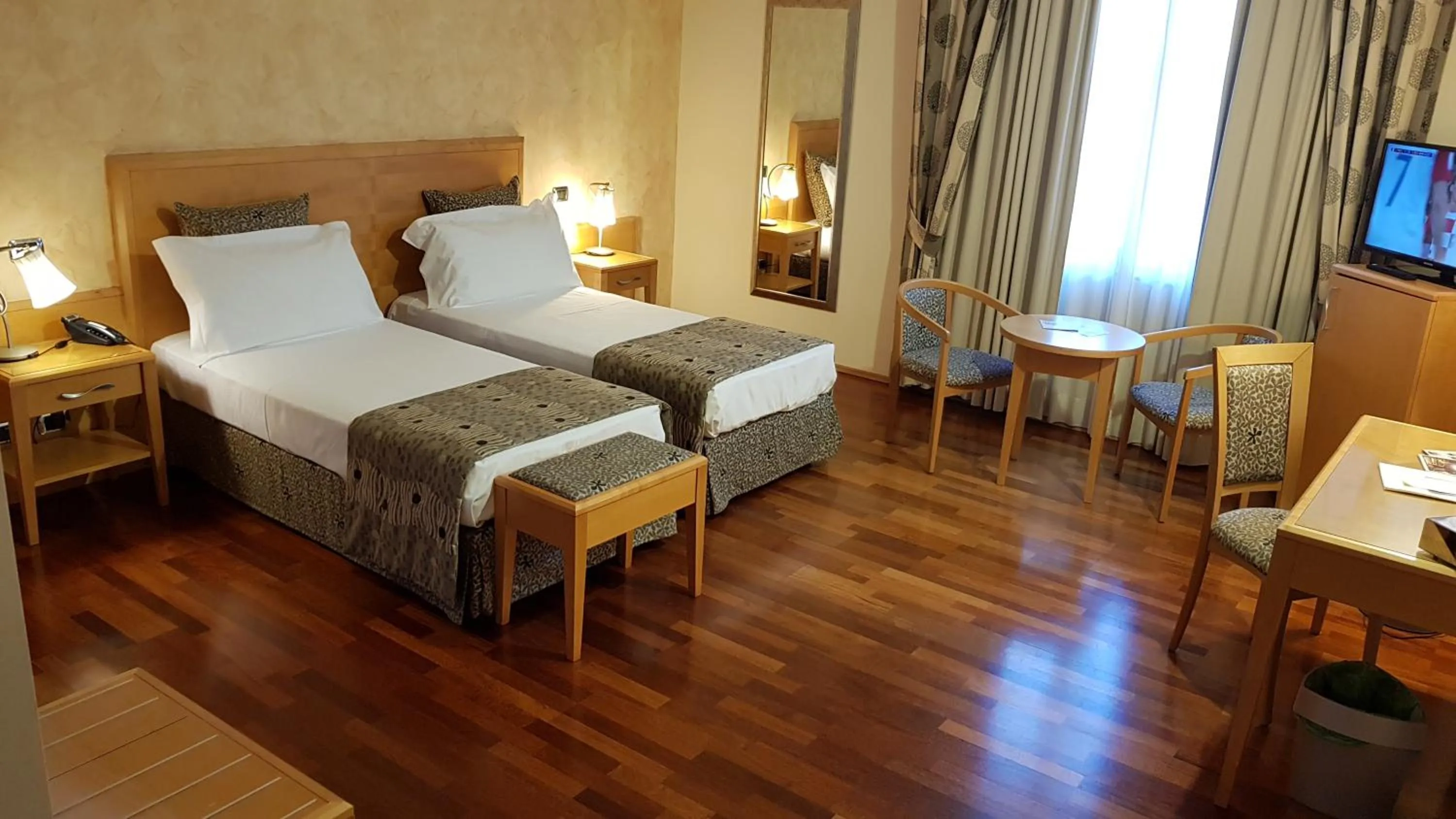 Bedroom, Bed in Riviera Hotel