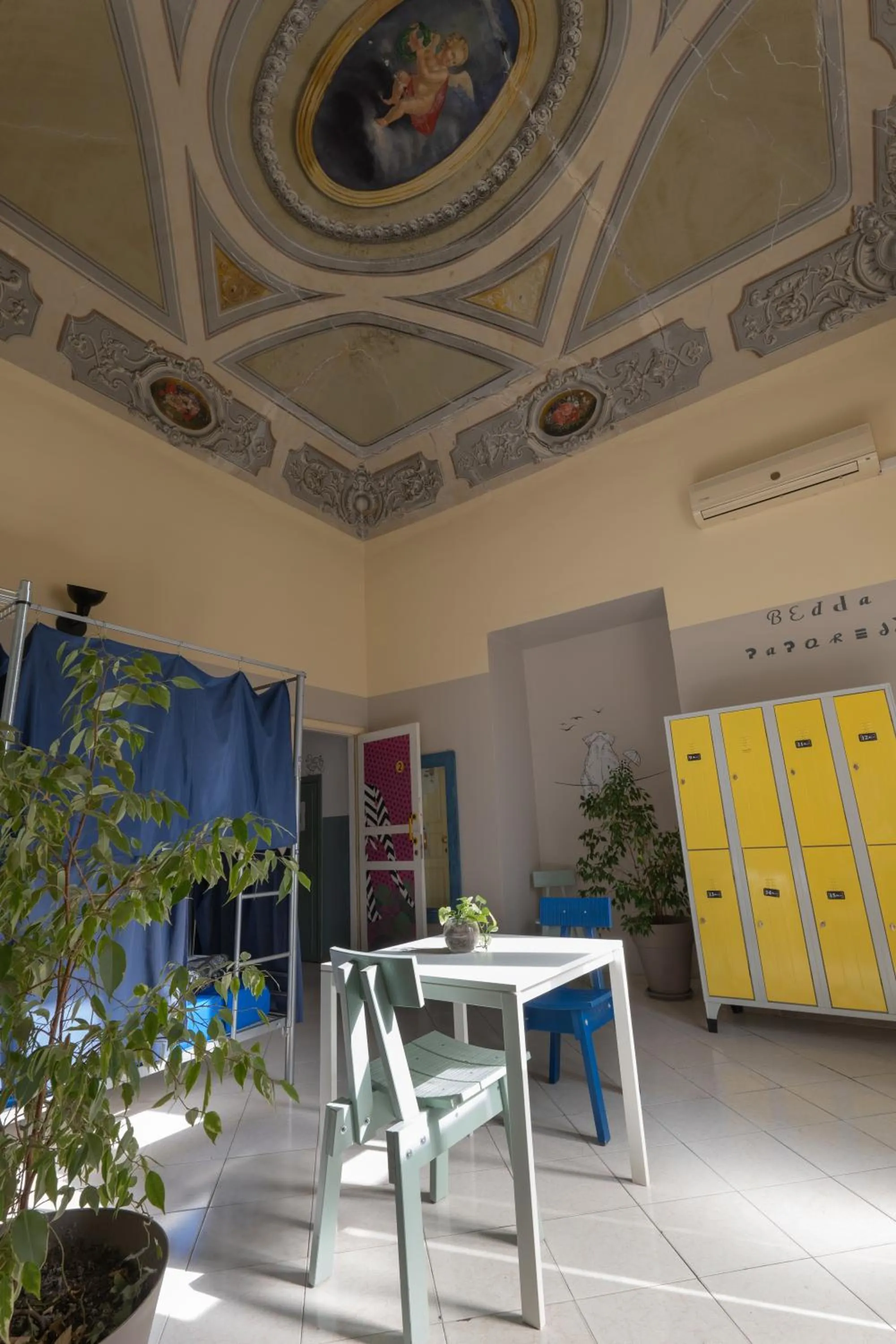 Bedroom in Ostello degli Elefanti