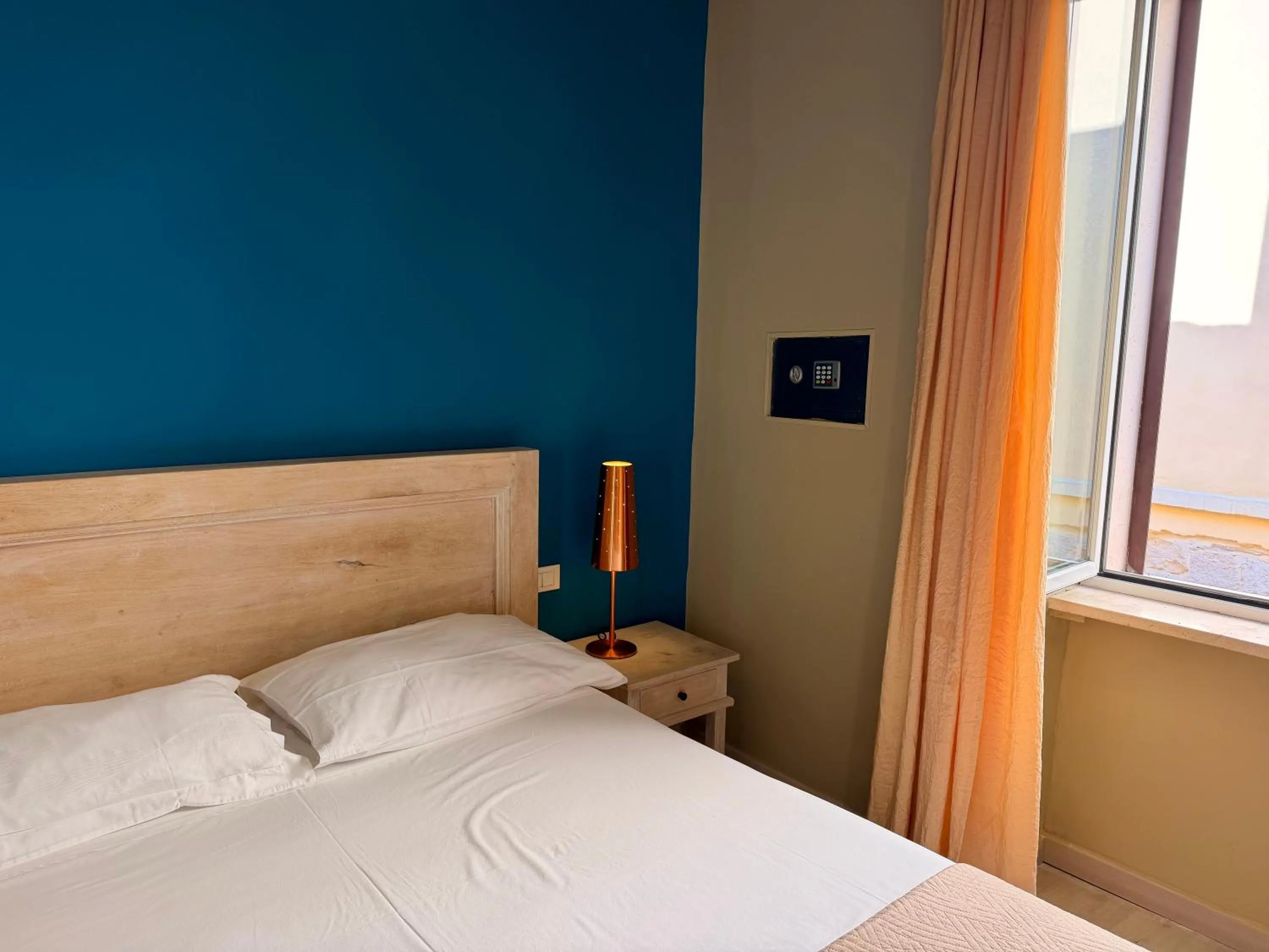 Double Room in White House