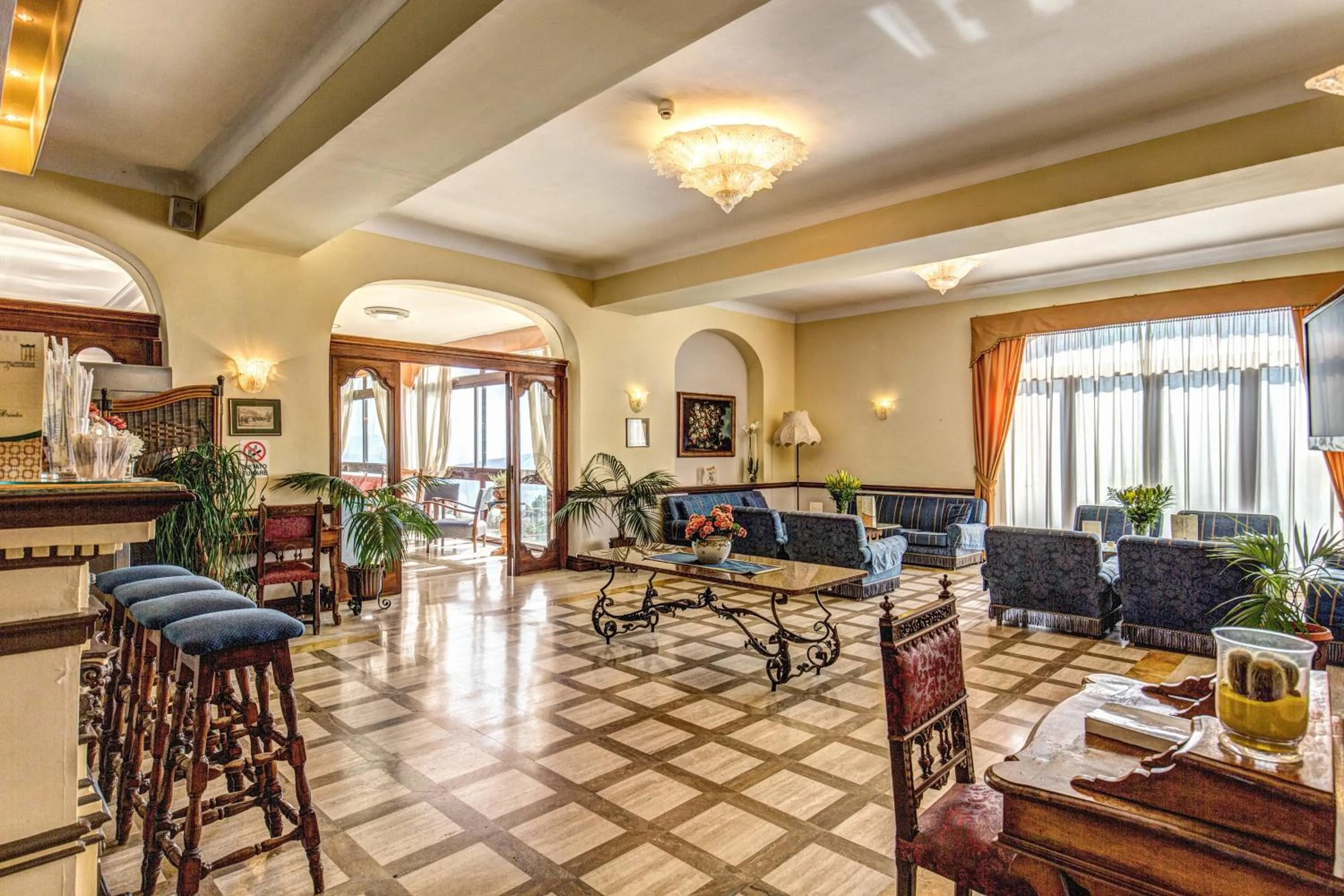 Lounge or bar in Grand Hotel Hermitage