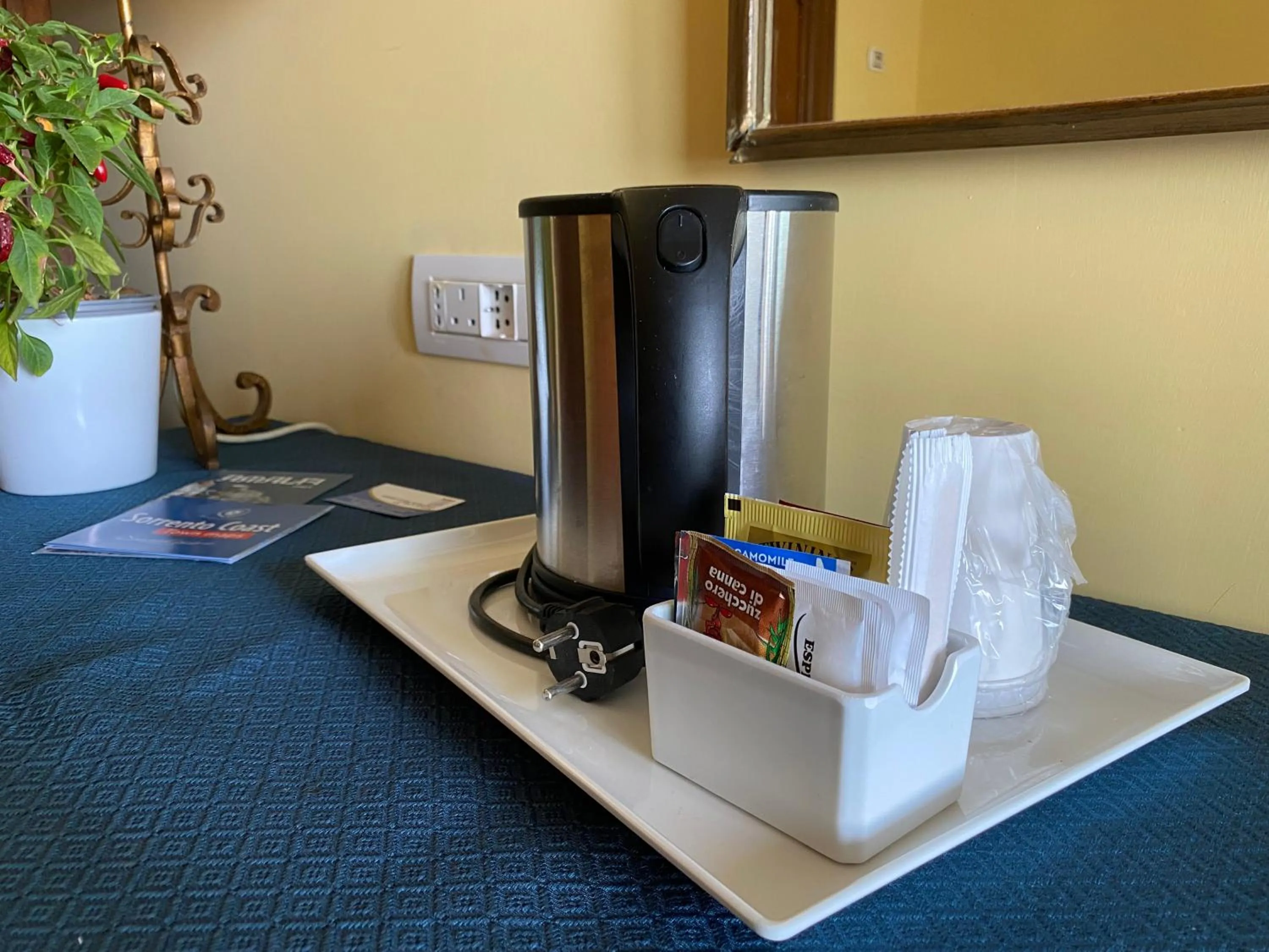 Coffee/tea facilities in Grand Hotel Hermitage