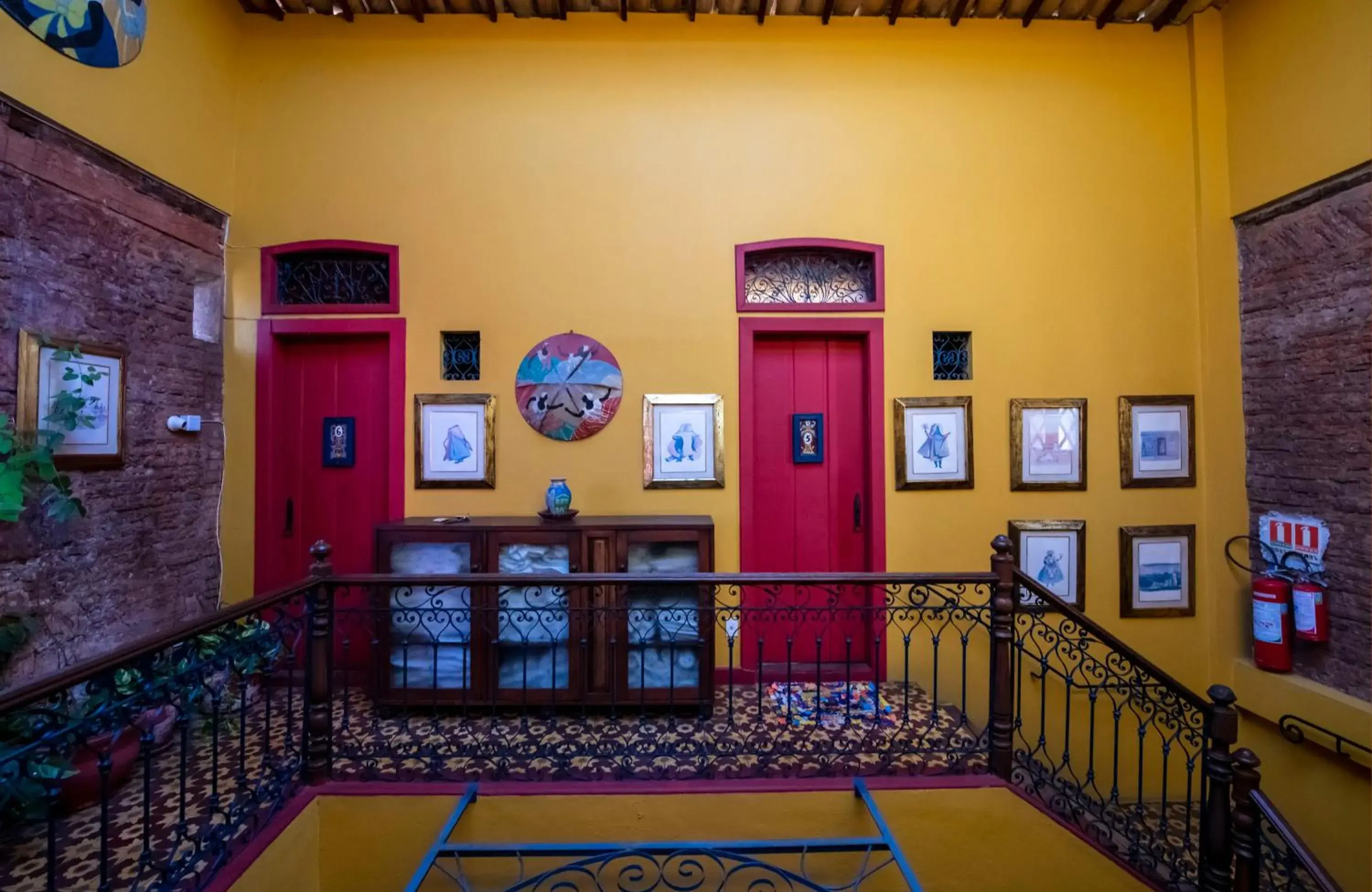 Triple Room with City View in Pousada Des Arts Triple Room with City View in Pousada Des Arts