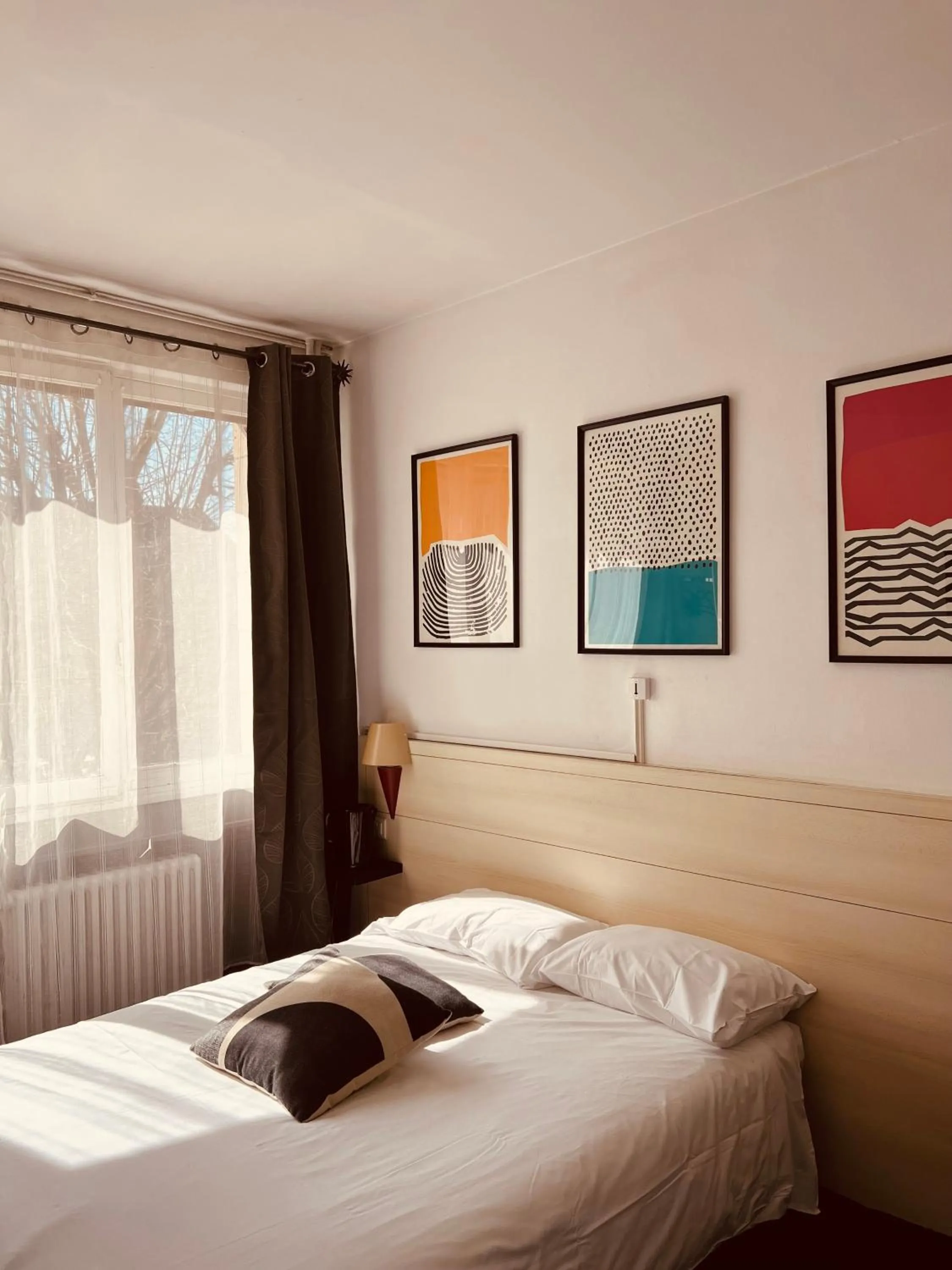 Bed in Vieille tour Hotel centre Rouen