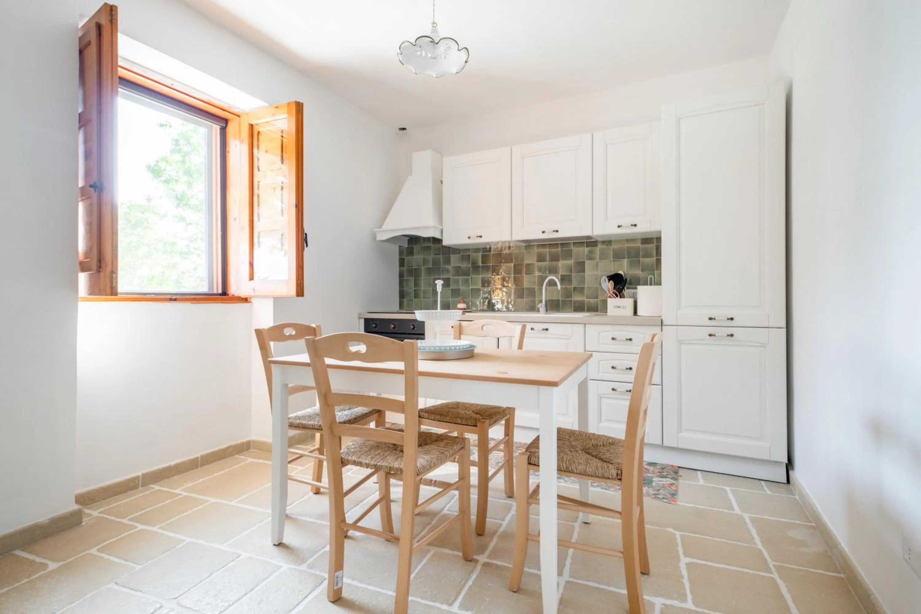 GuestHost - Trullo Bella Vista with patio & parking