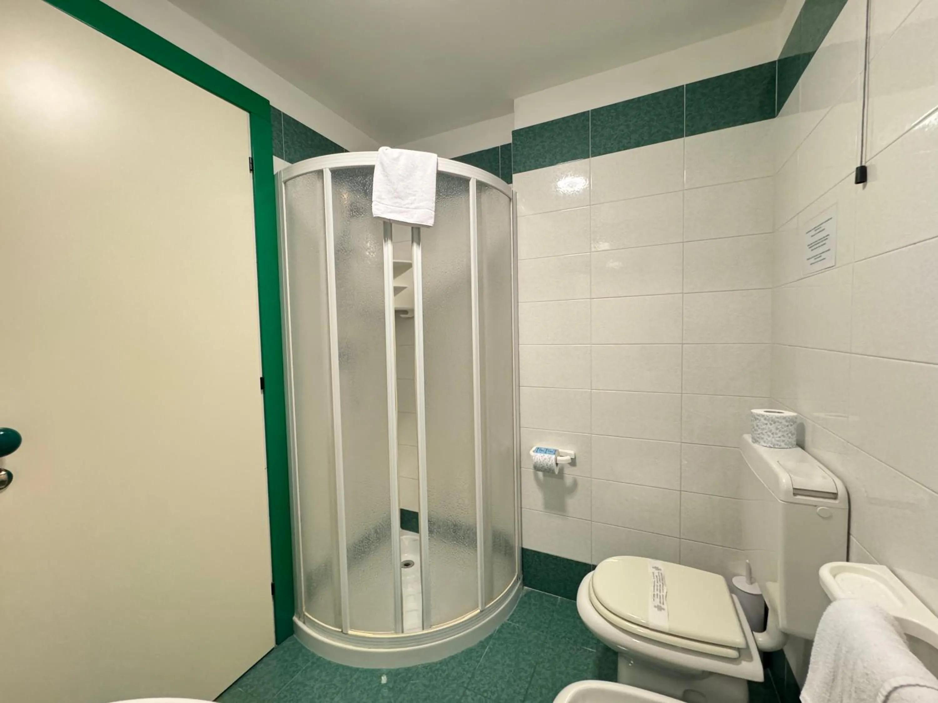 Bathroom in Hotel Falcone