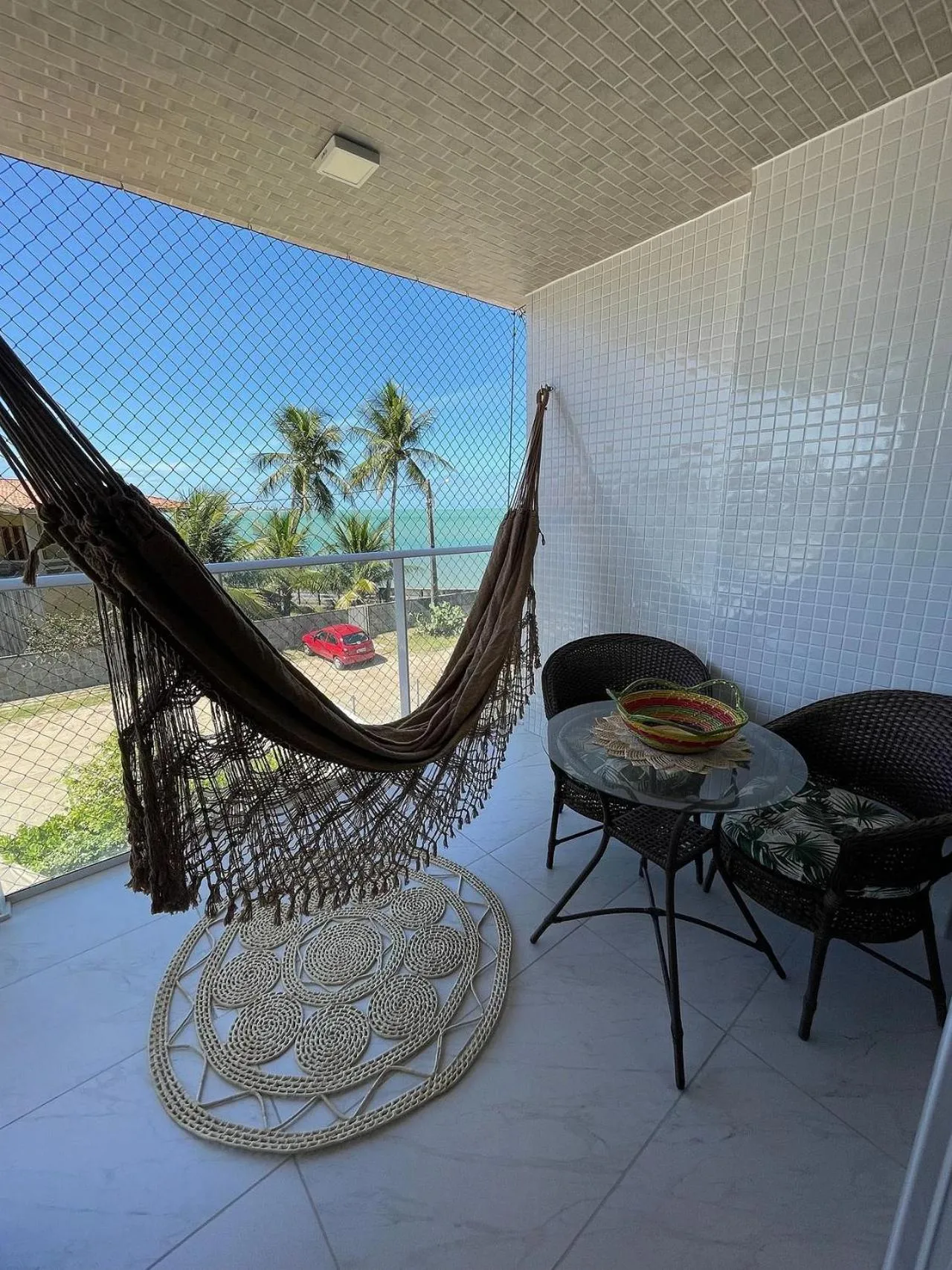 Branco Haus - Pé na areia do Bessa