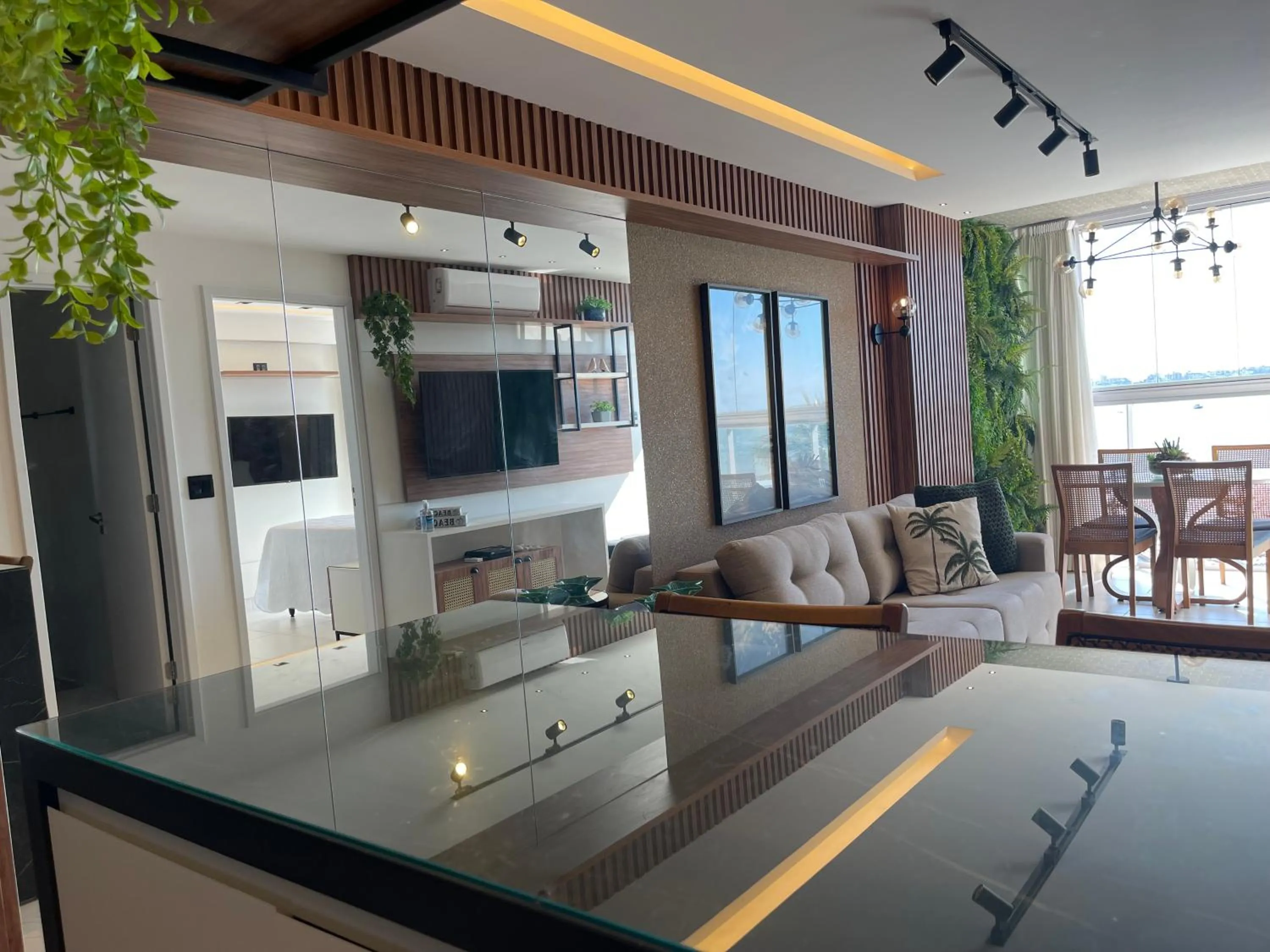 Branco Haus - Pé na areia do Bessa