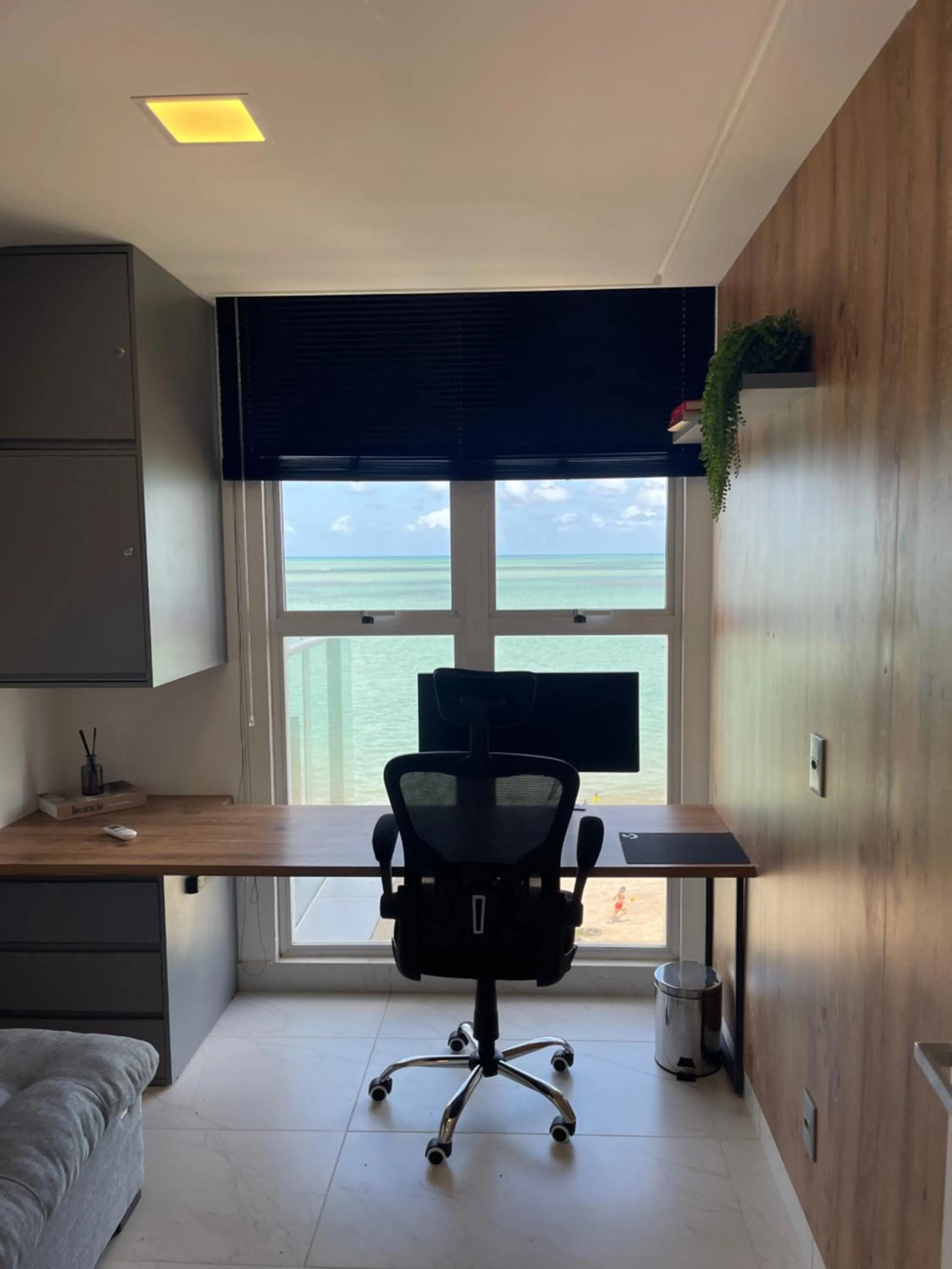 Branco Haus - Pé na areia do Bessa