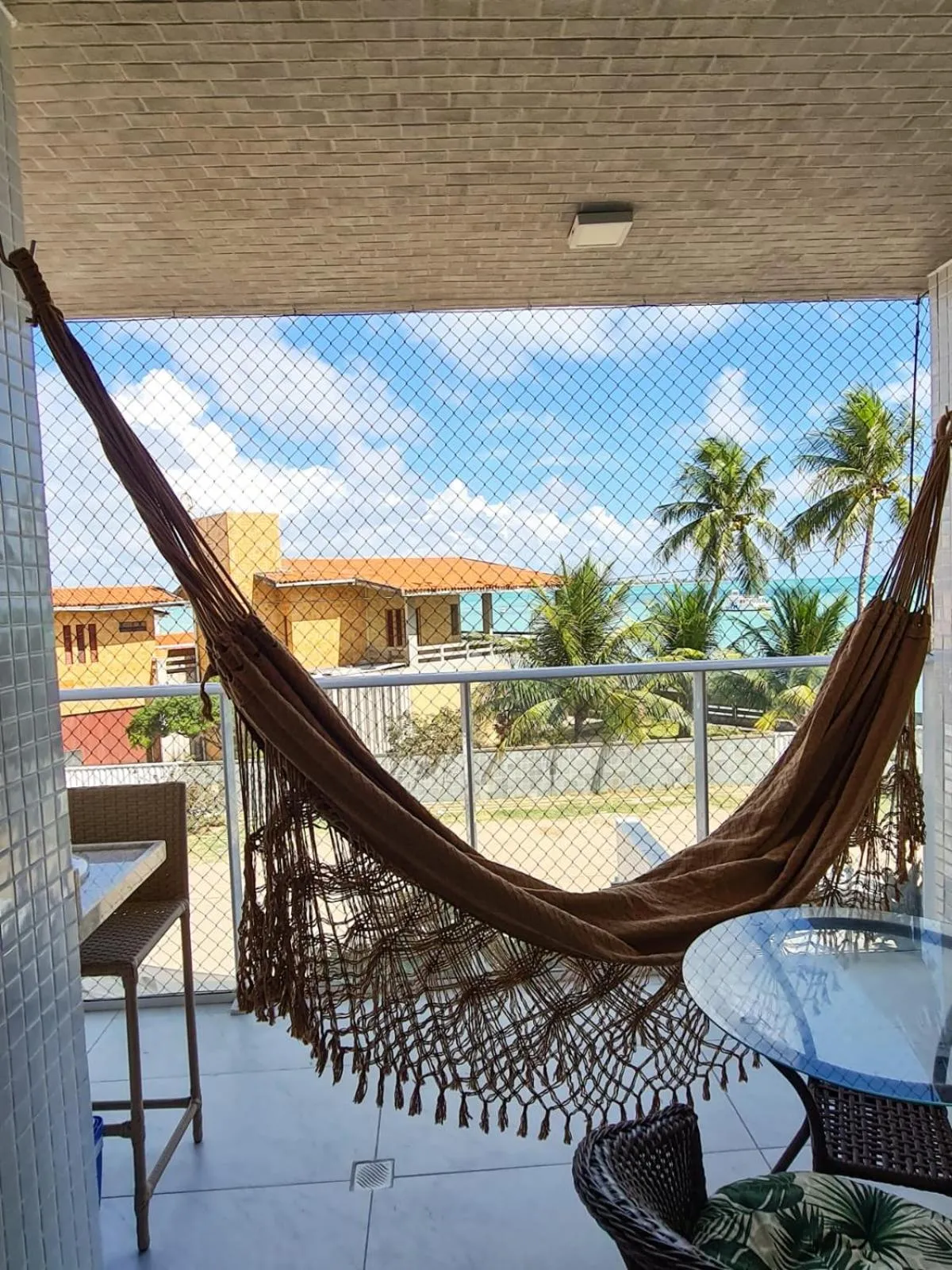 Branco Haus - Pé na areia do Bessa