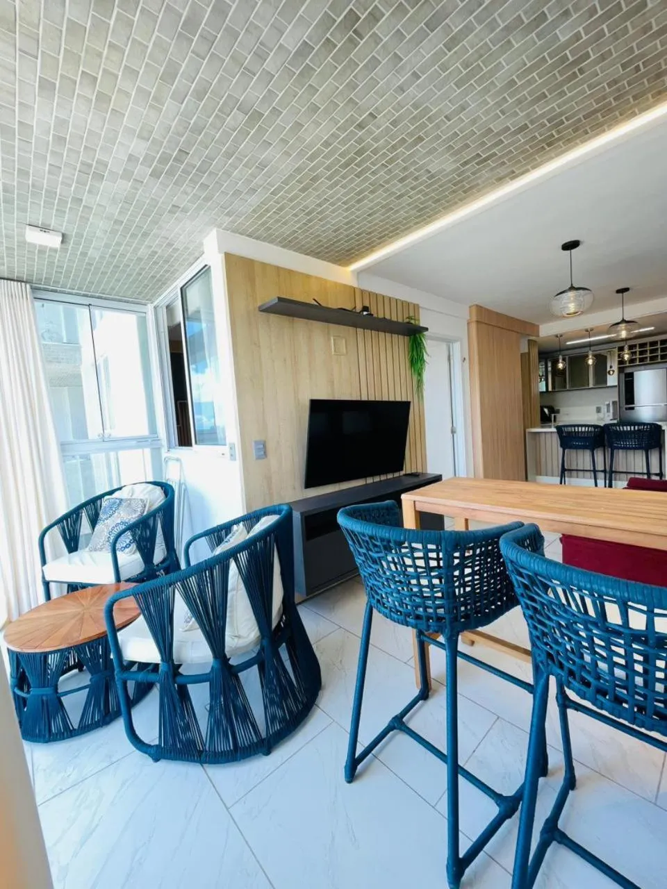 Branco Haus - Pé na areia do Bessa