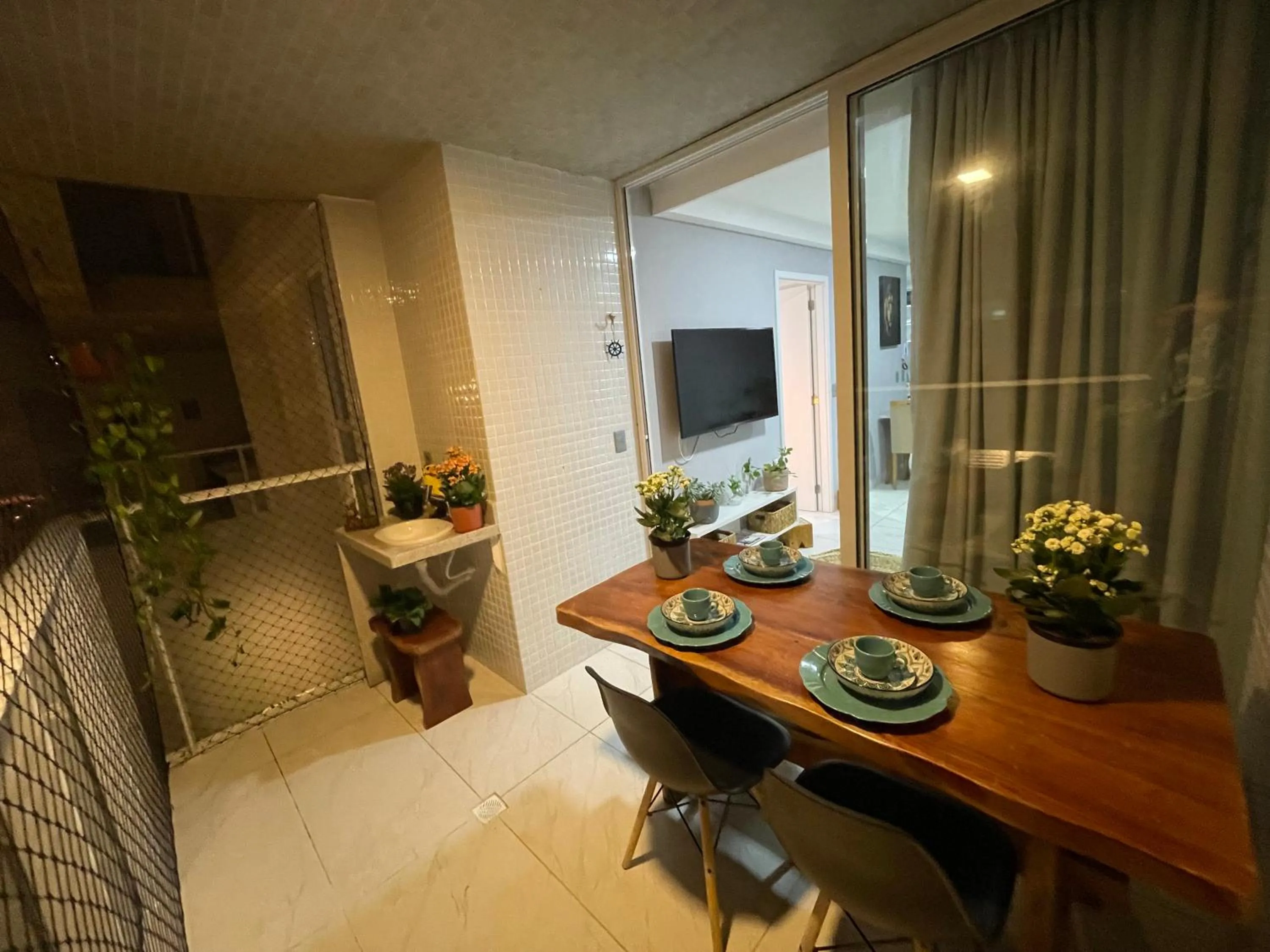 Branco Haus - Pé na areia do Bessa