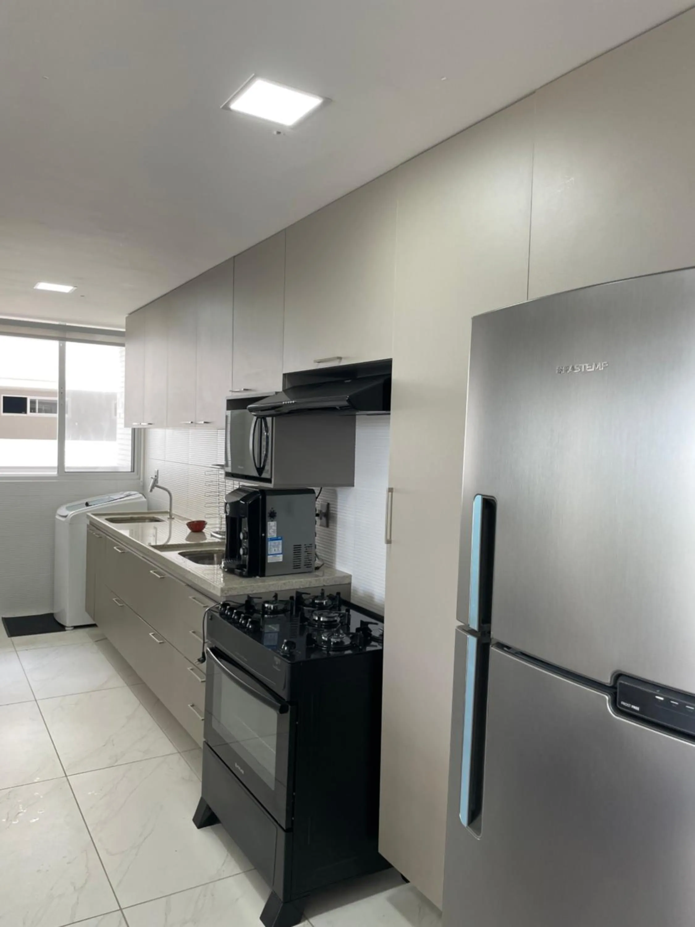 Branco Haus - Pé na areia do Bessa