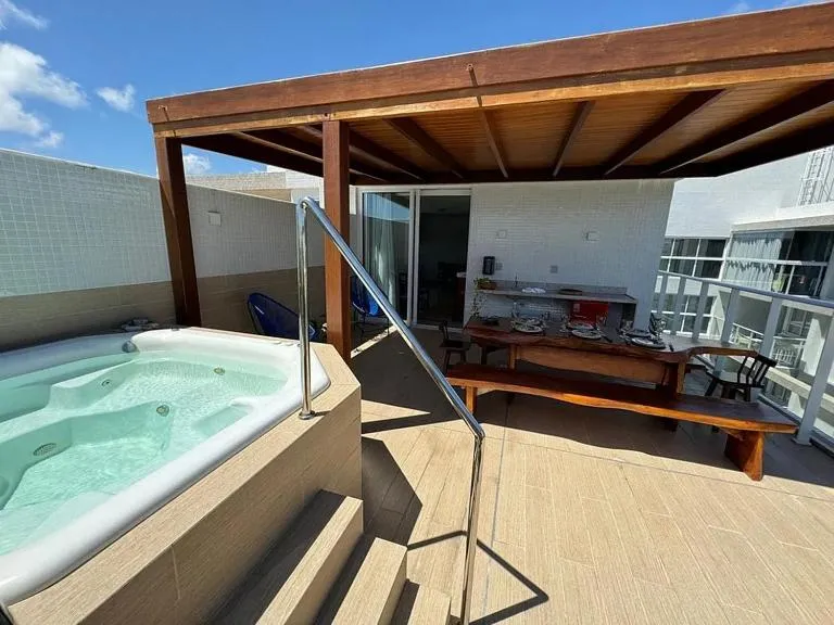 Branco Haus - Pé na areia do Bessa