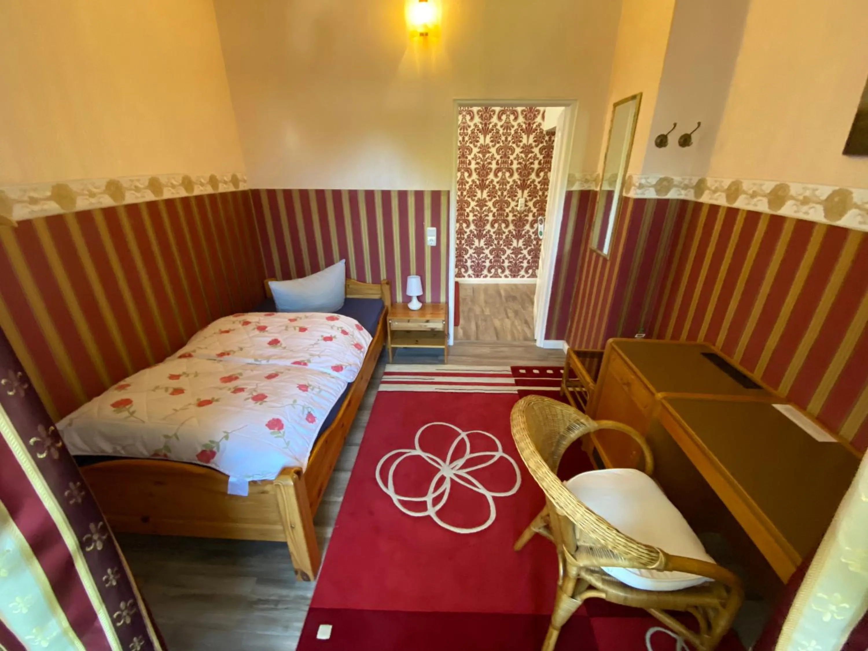 Photo of the whole room, Bed in Jagdschloss lalendorf