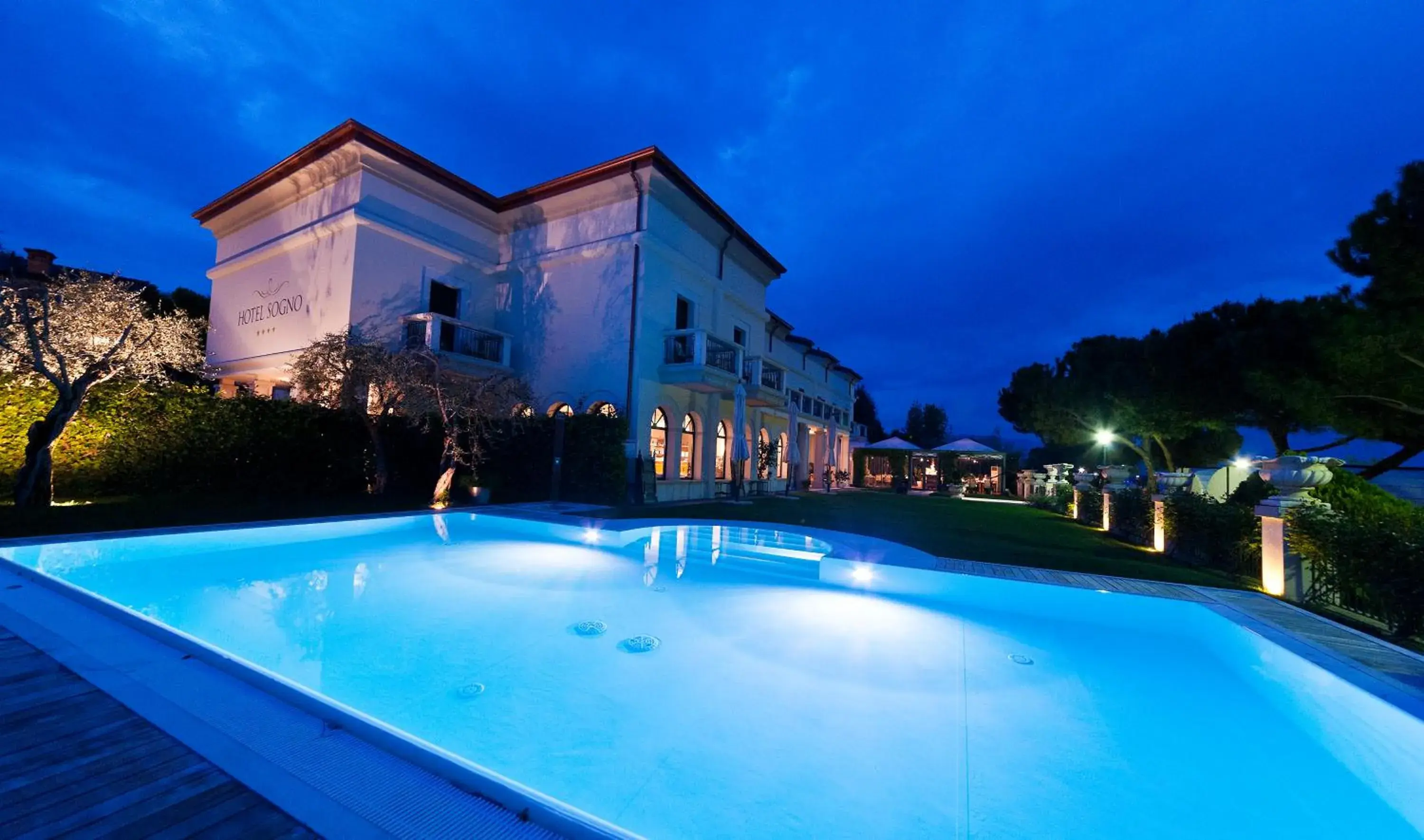 Property Building in Hotel Ristorante Sogno