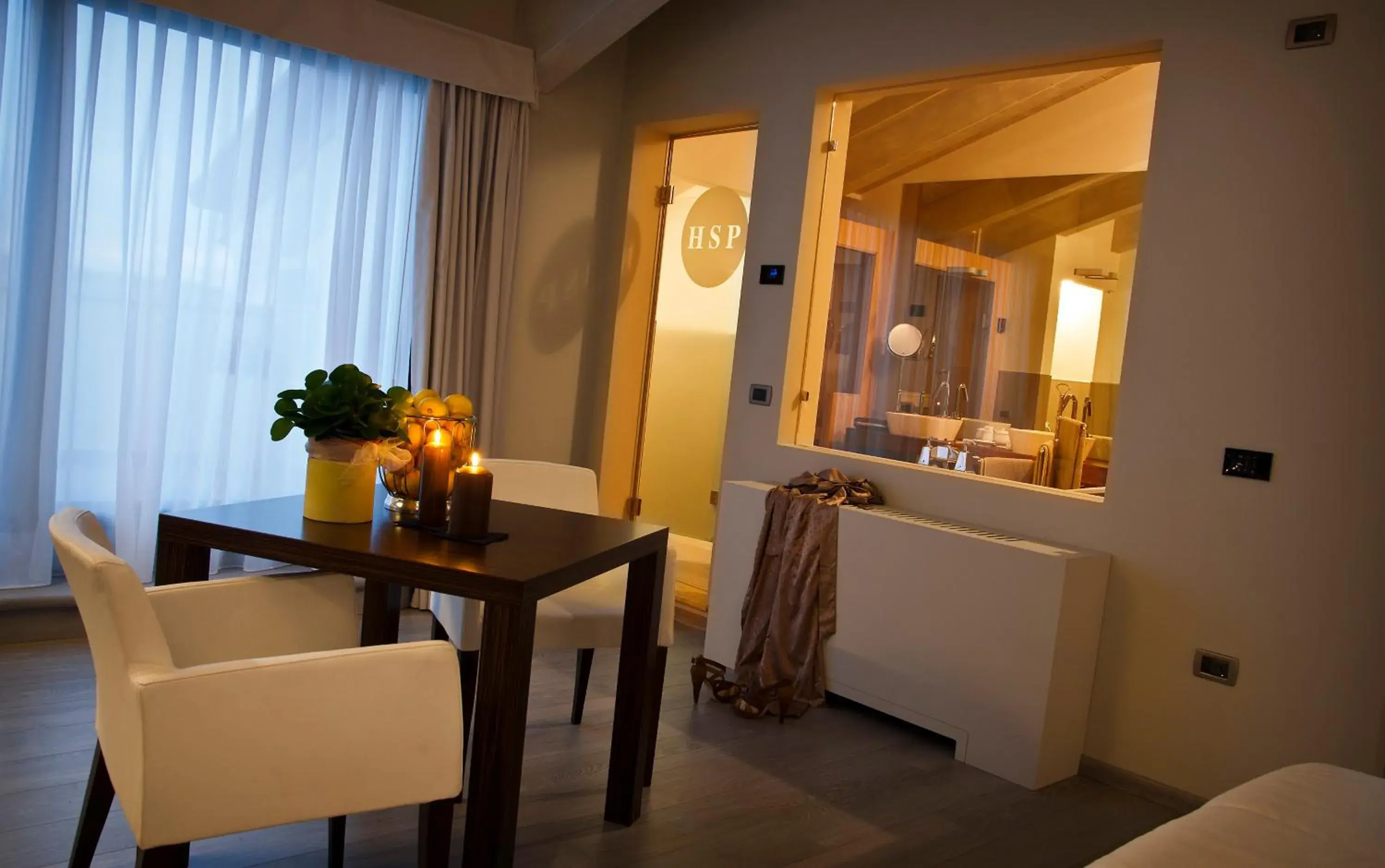 Photo of the whole room, Dining Area in Hotel Ristorante Sogno