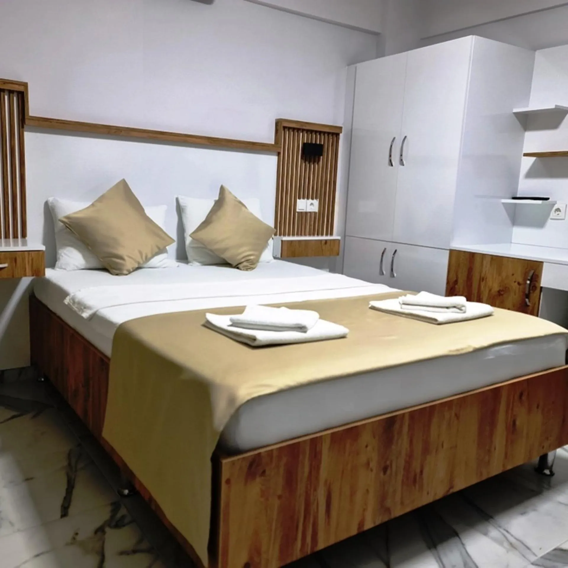 Bedroom, Bed in ALİBABAM APART OTEL