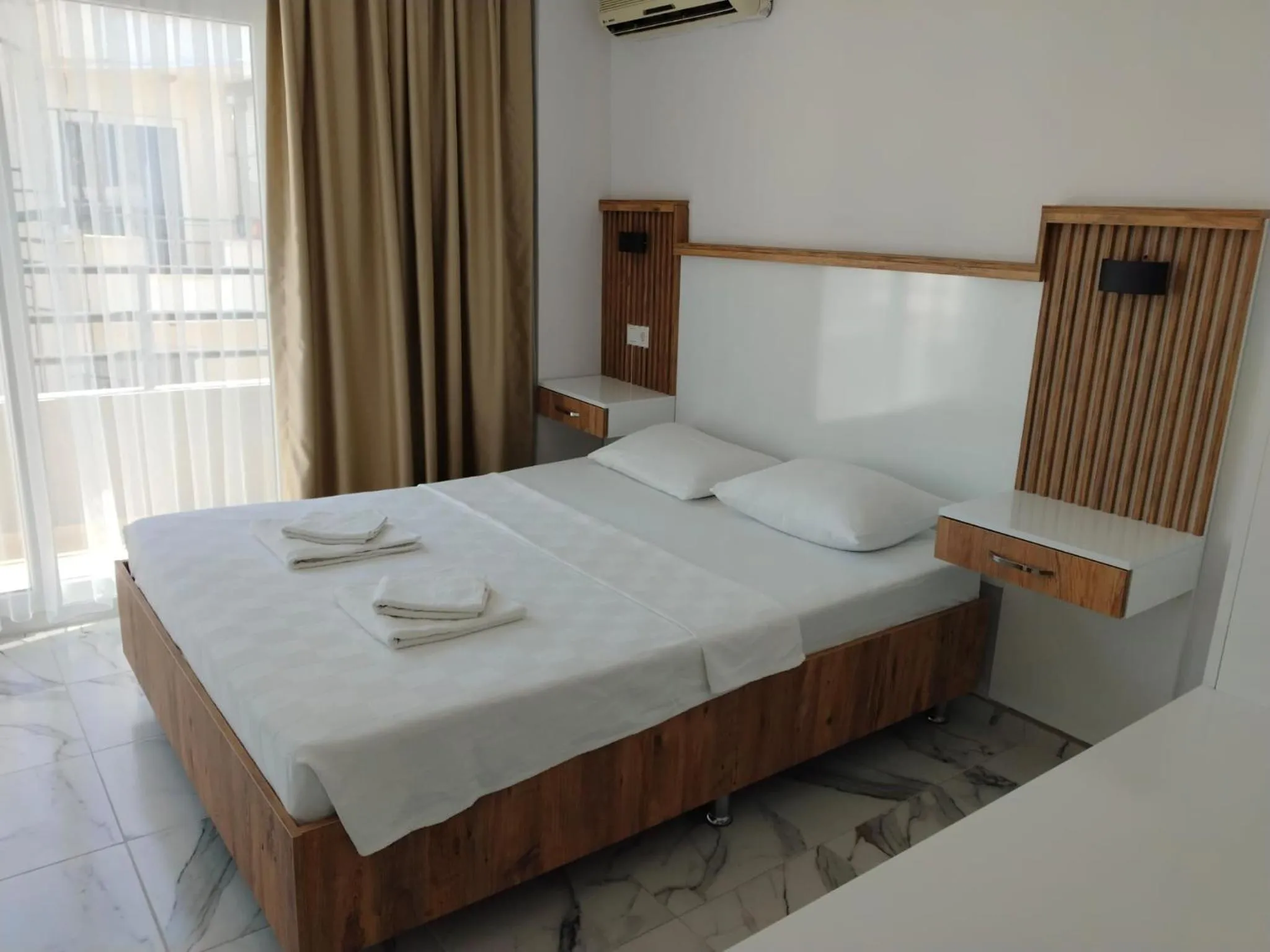 Bedroom, Bed in ALİBABAM APART OTEL