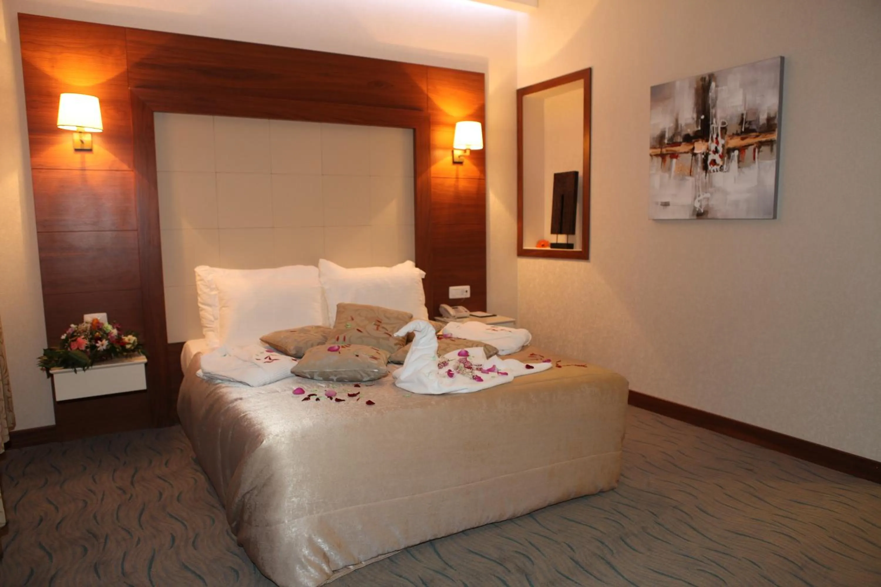 Bedroom, Bed in Vego Hotel